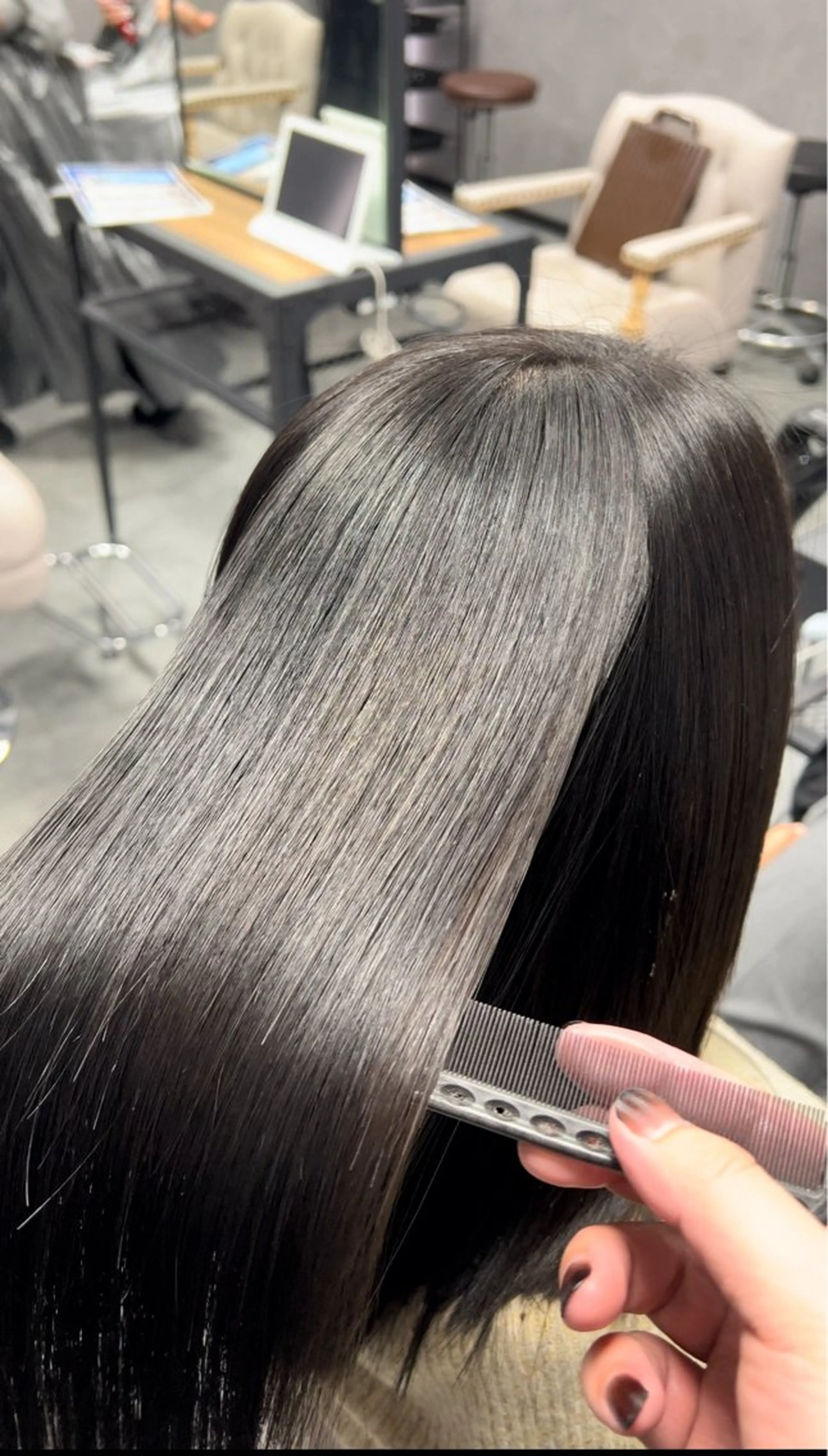 セミロング カット 縮毛矯正 トリートメント 水田仁 【美髪髪質改善】のヘアスタイル