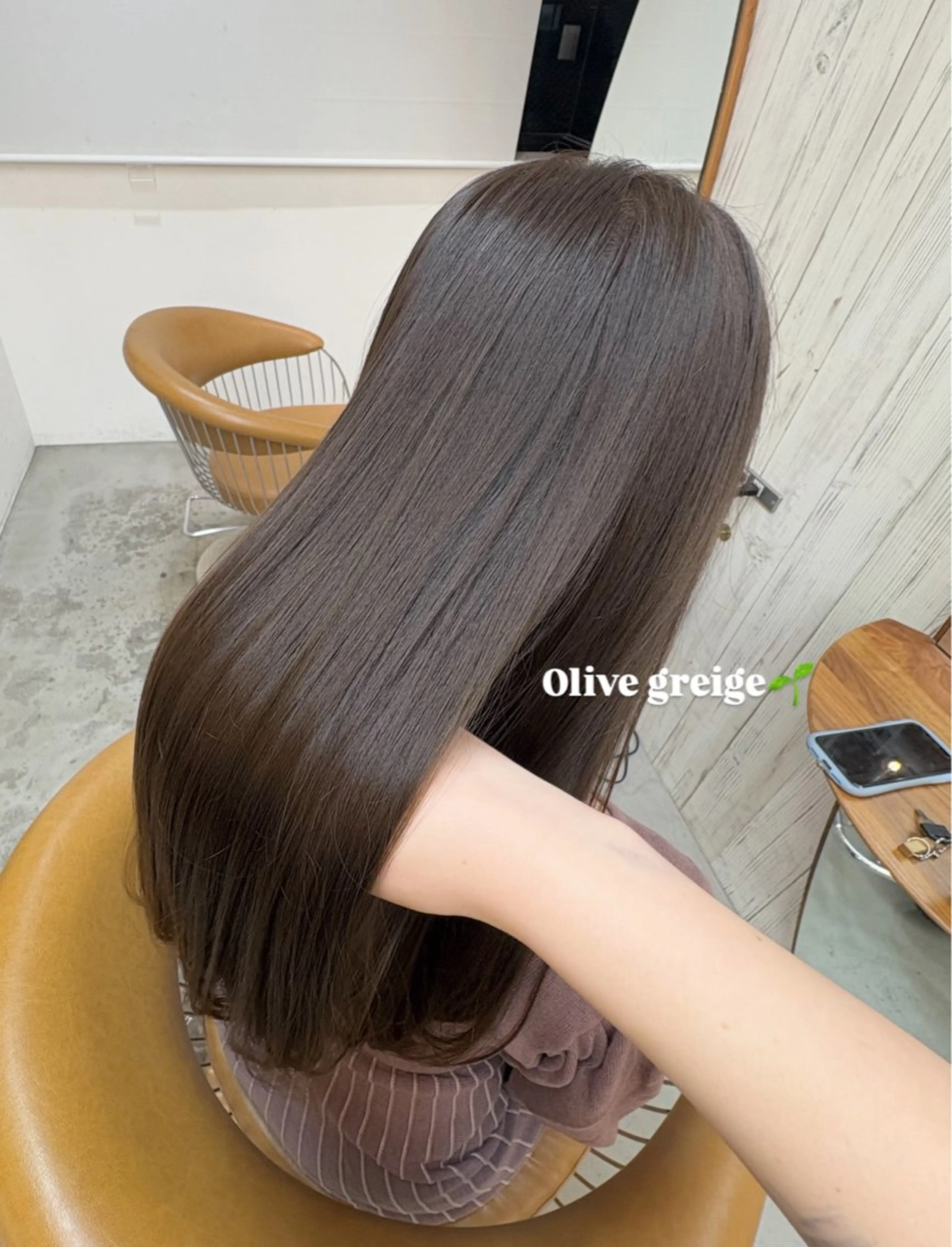 ロング ヘアカラー トリートメント オリーブベージュ/シ ョートボブたまき🧡のヘアスタイル