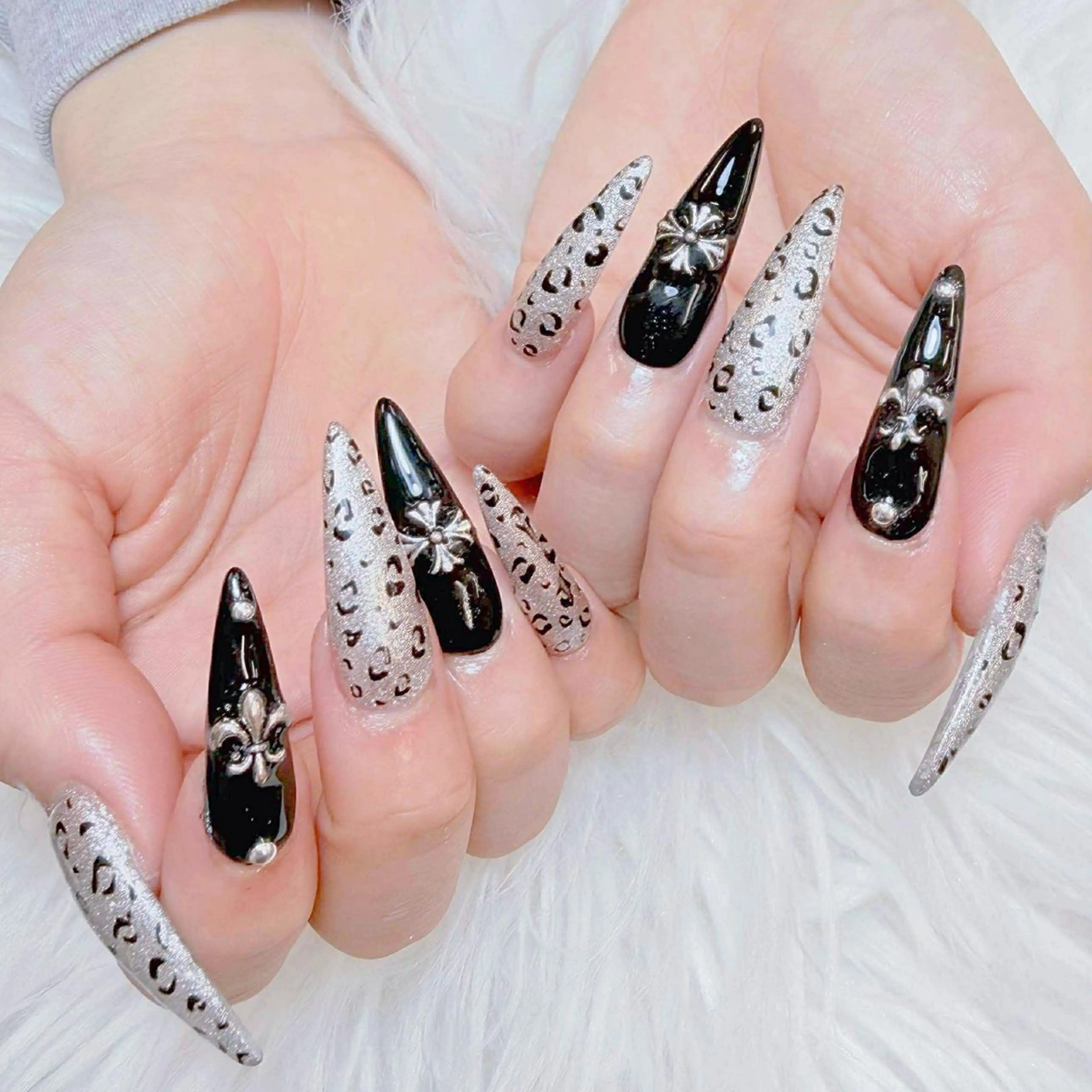 ネイル anh nail anne🤍のネイルデザイン