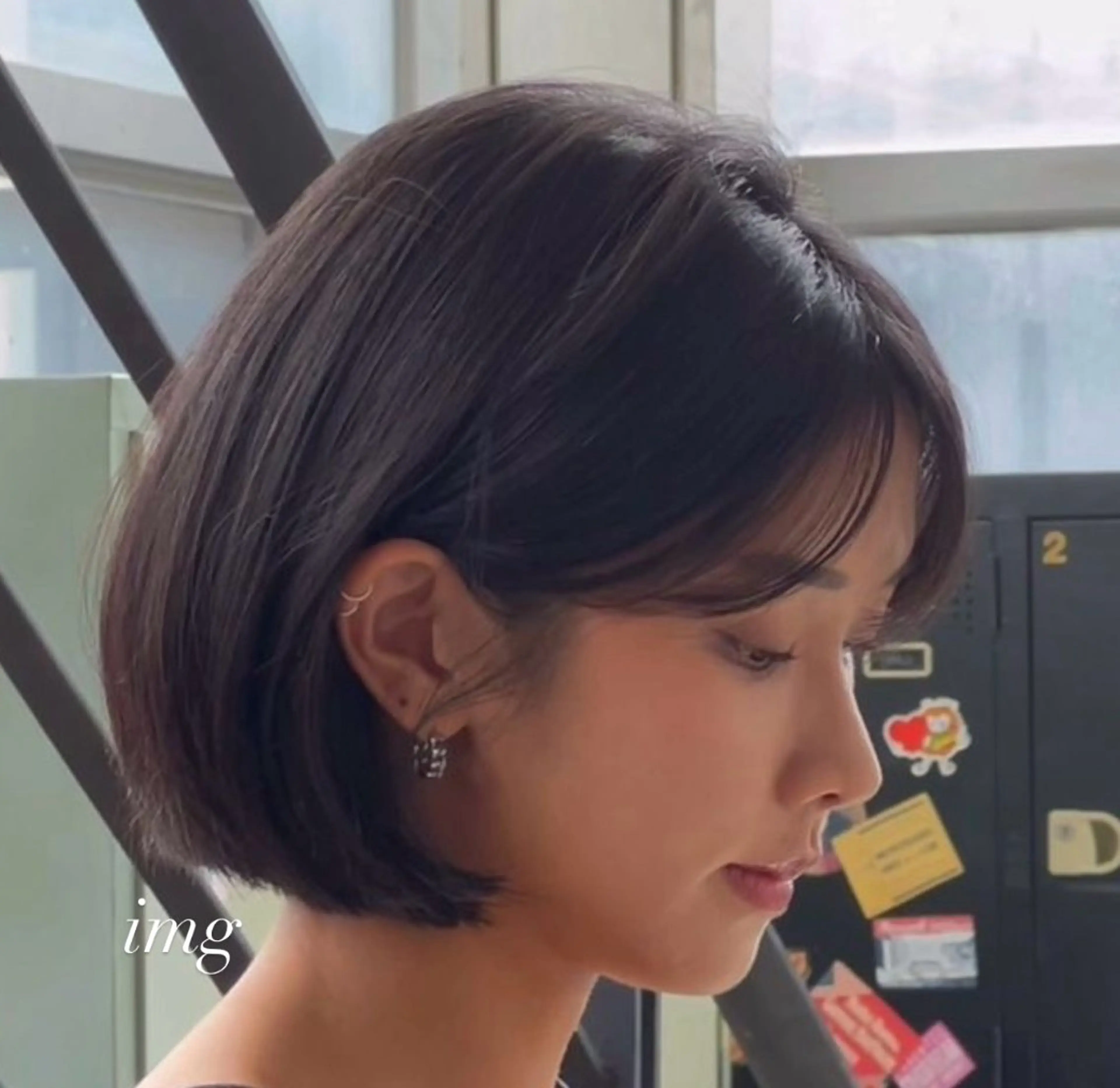 ショート AHNKISM所属・似合わせカット💎 トレンドレイヤーのヘアスタイル