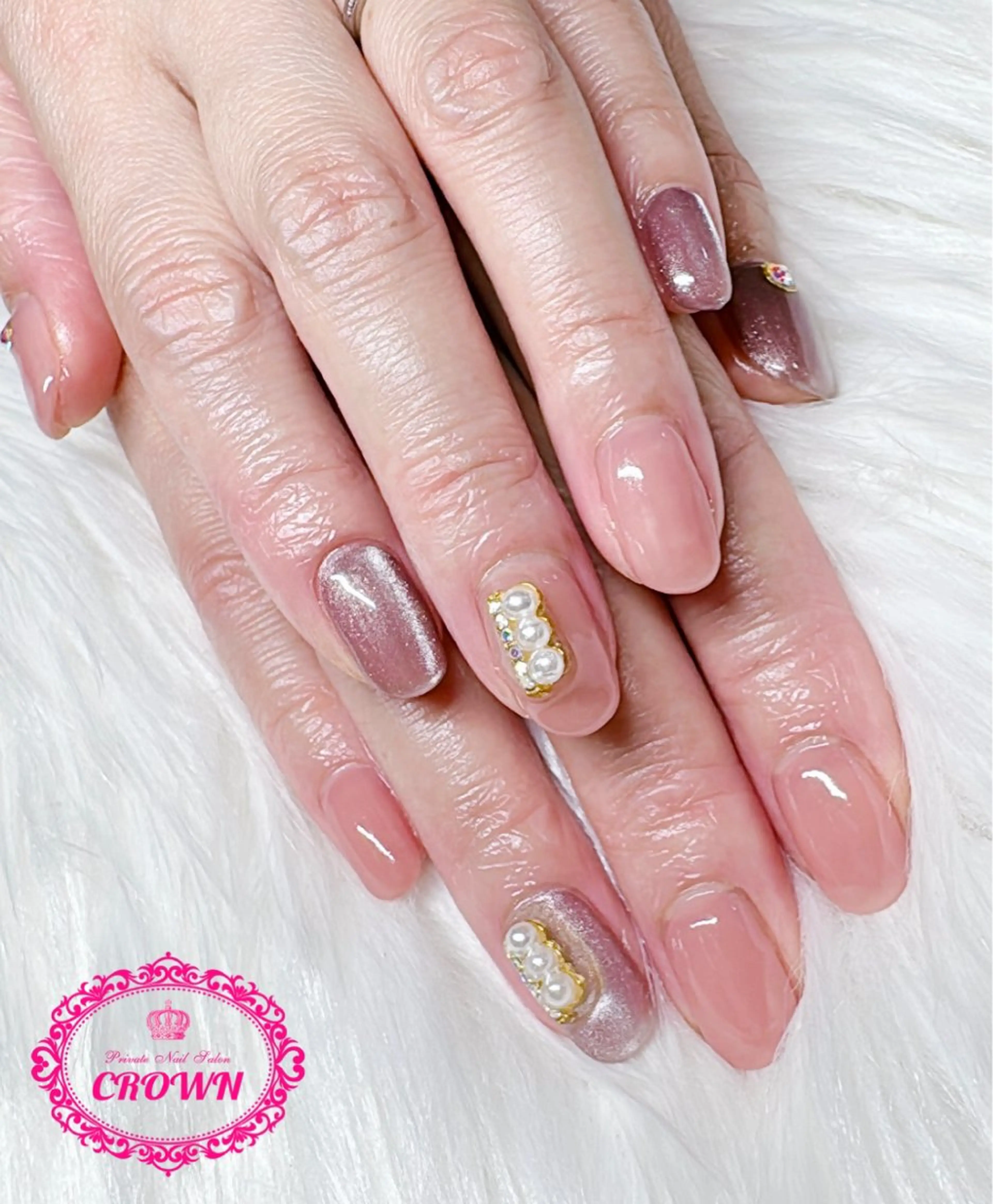 ネイル CROWN プライベートサロンのネイルデザイン