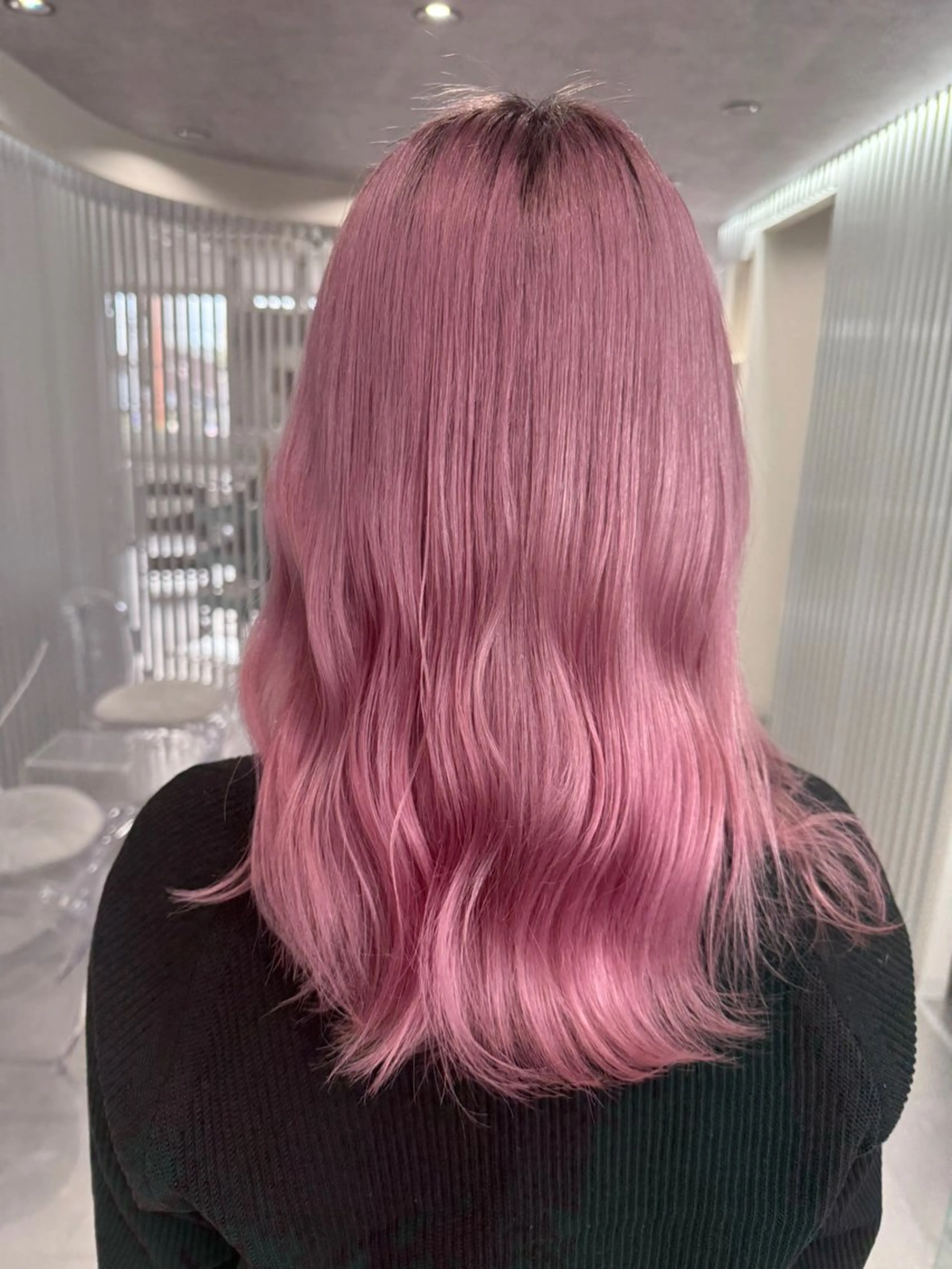 ミディアム ヘアカラー ならざきつぐみ /天王寺/ハイトーンのヘアスタイル