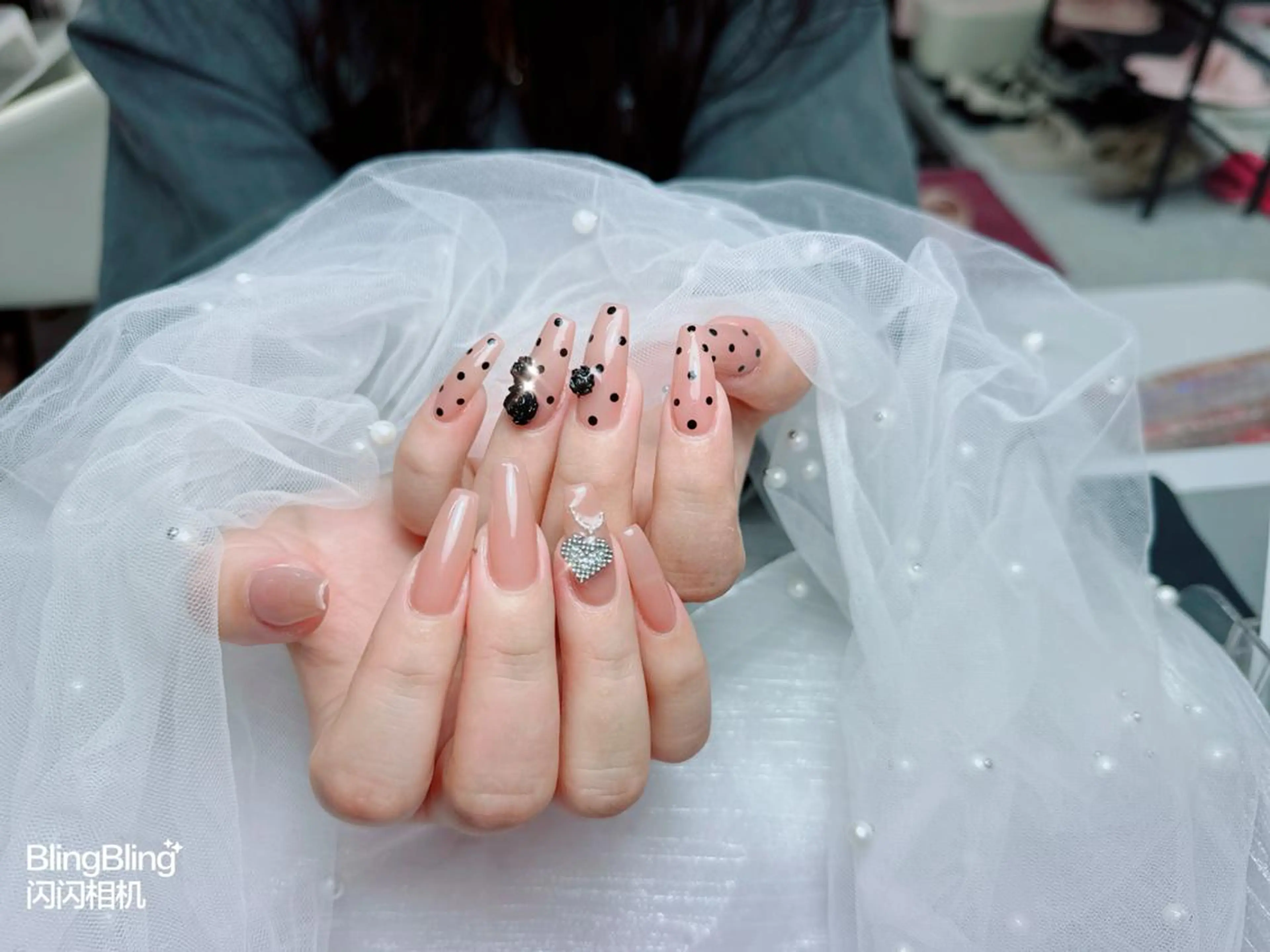 ネイル オーロラネイル チークネイル 長さ出し フットネイル フレンチネイル Candy nailのネイルデザイン