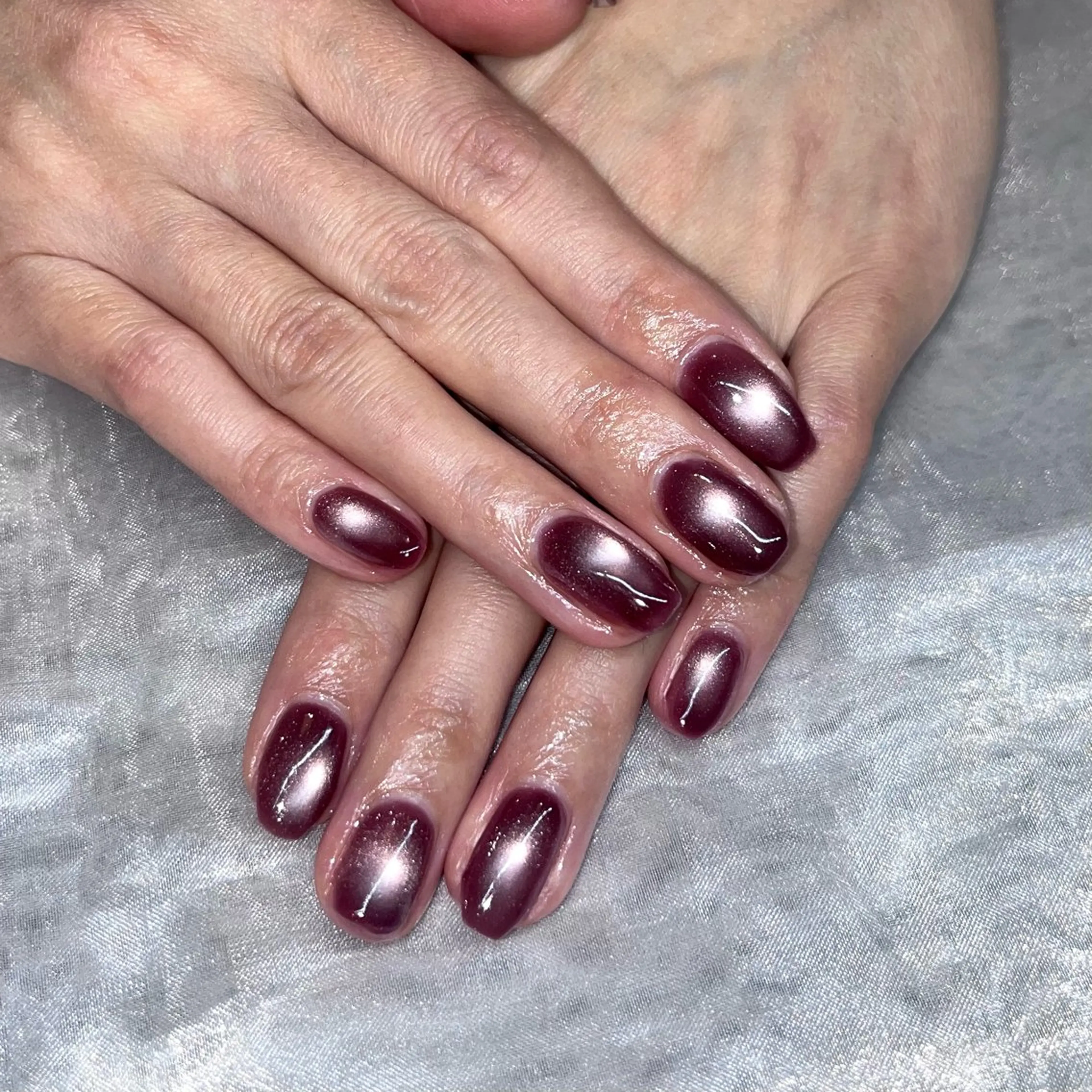 ネイル ハンドネイル 𝐴𝑘𝑎𝑟𝑖 🤎のネイルデザイン