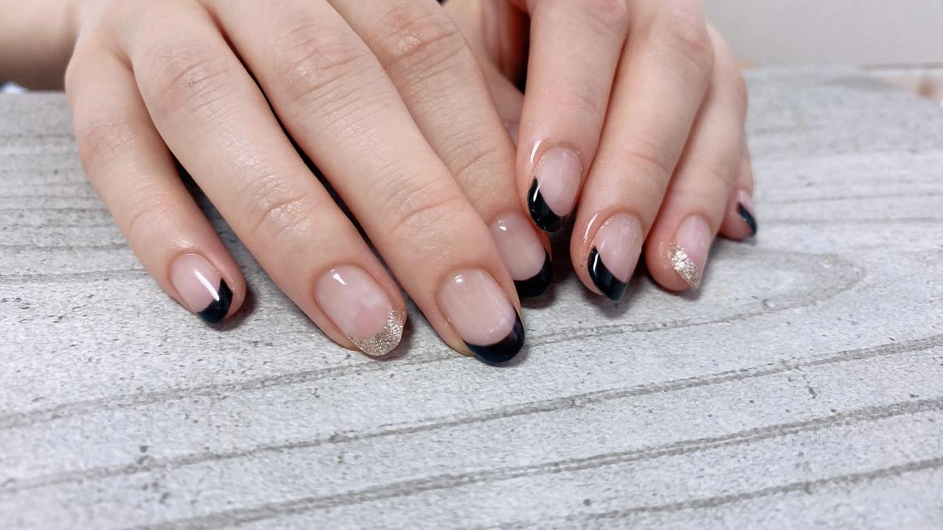 ネイル フレンチネイル Mogu nail 二子玉川のネイルデザイン