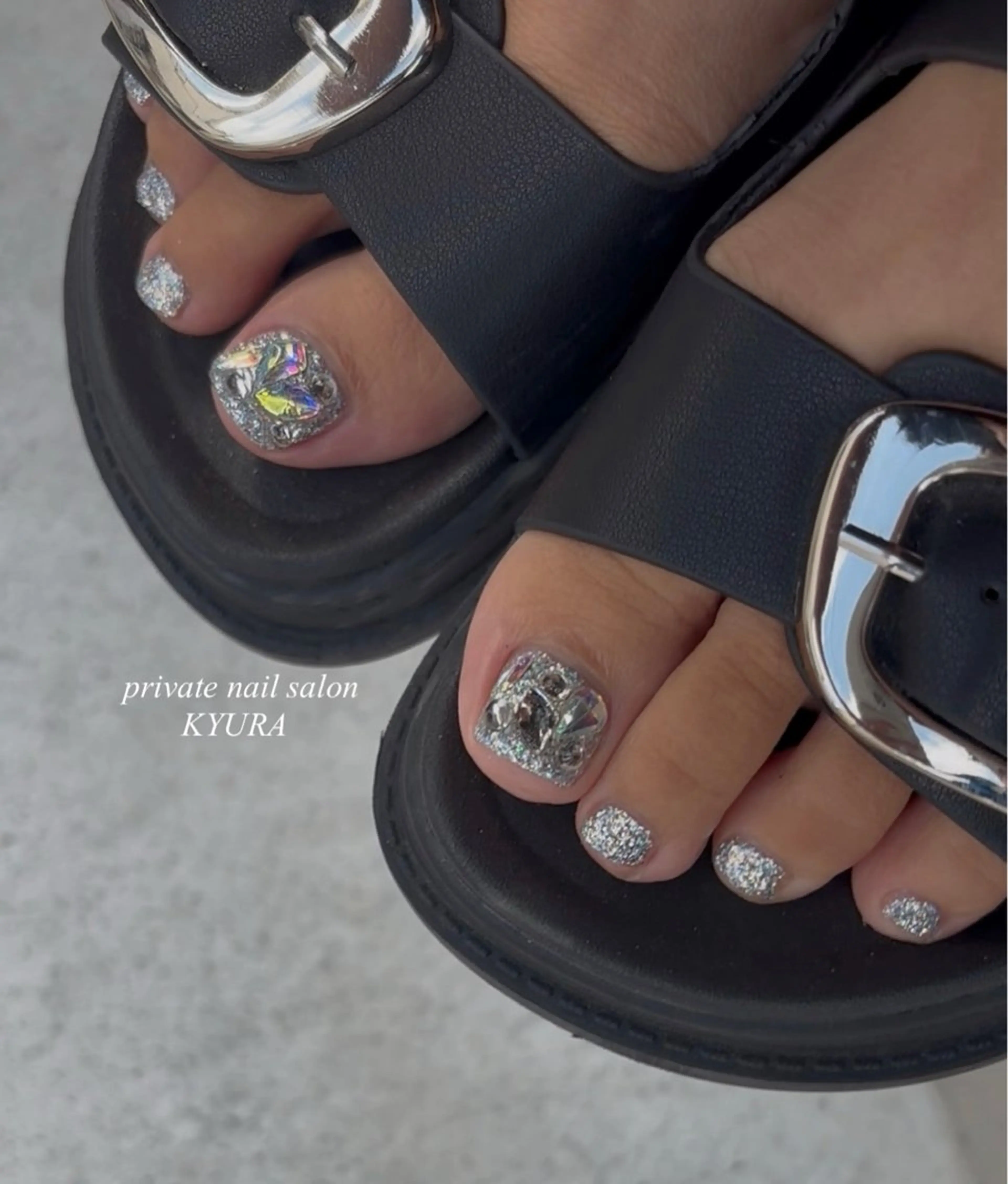 ネイル フットネイル 大東市ネイルサロン 【KYURA】ｷｭﾗのネイルデザイン