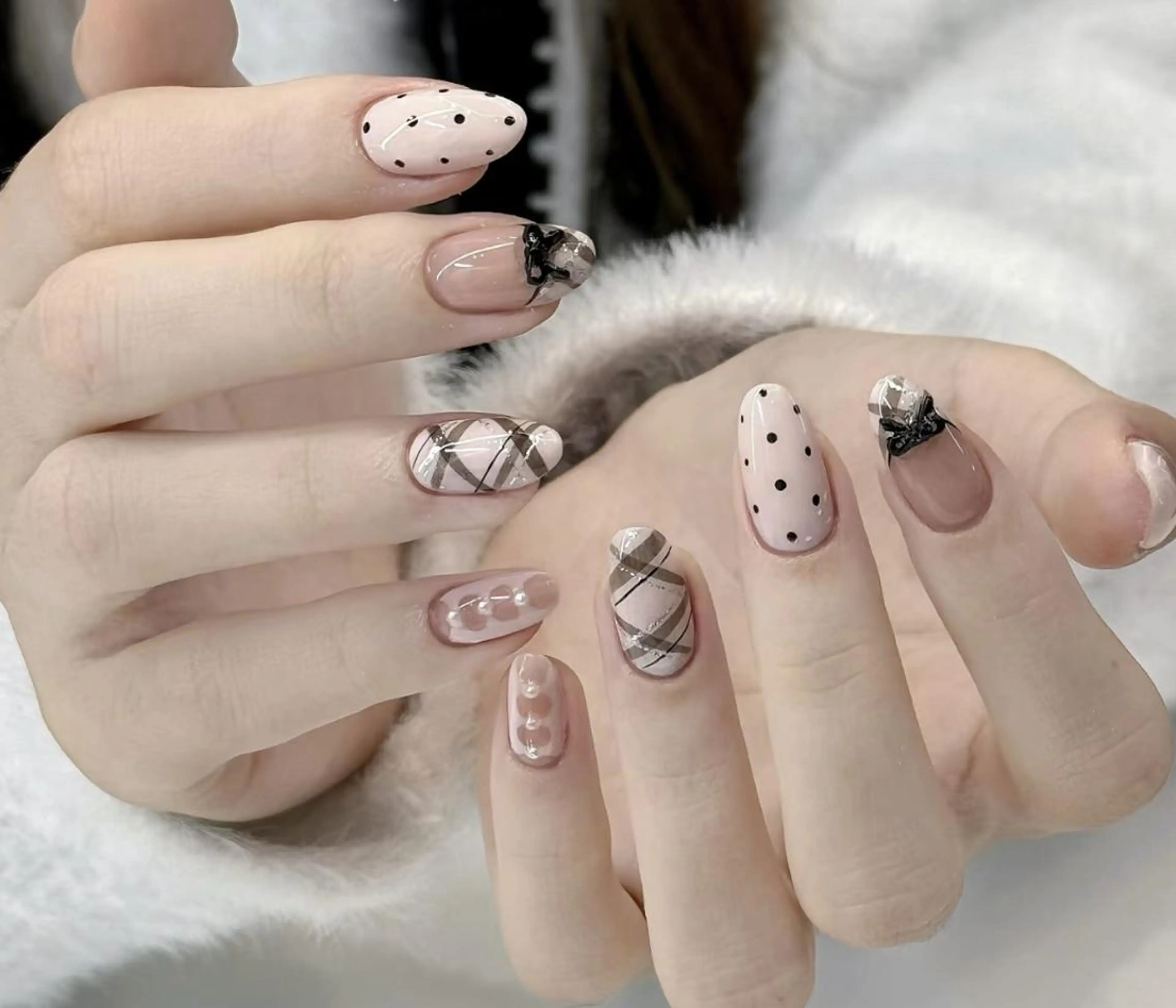 ネイル ハンドネイル ハンドケア 🍑 momo_nailのネイルデザイン