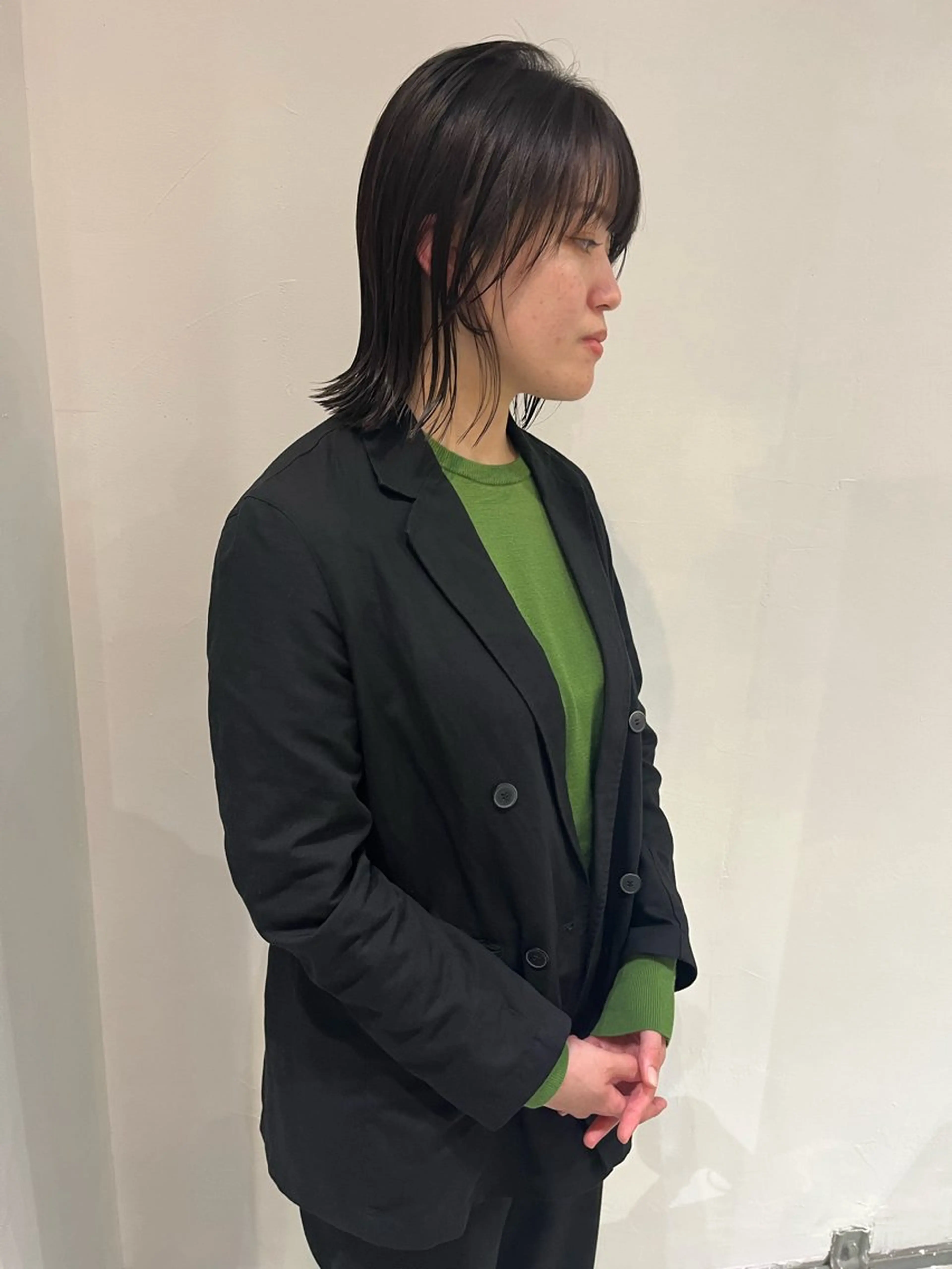 ミディアム カラー 鈴木 美紅のヘアスタイル