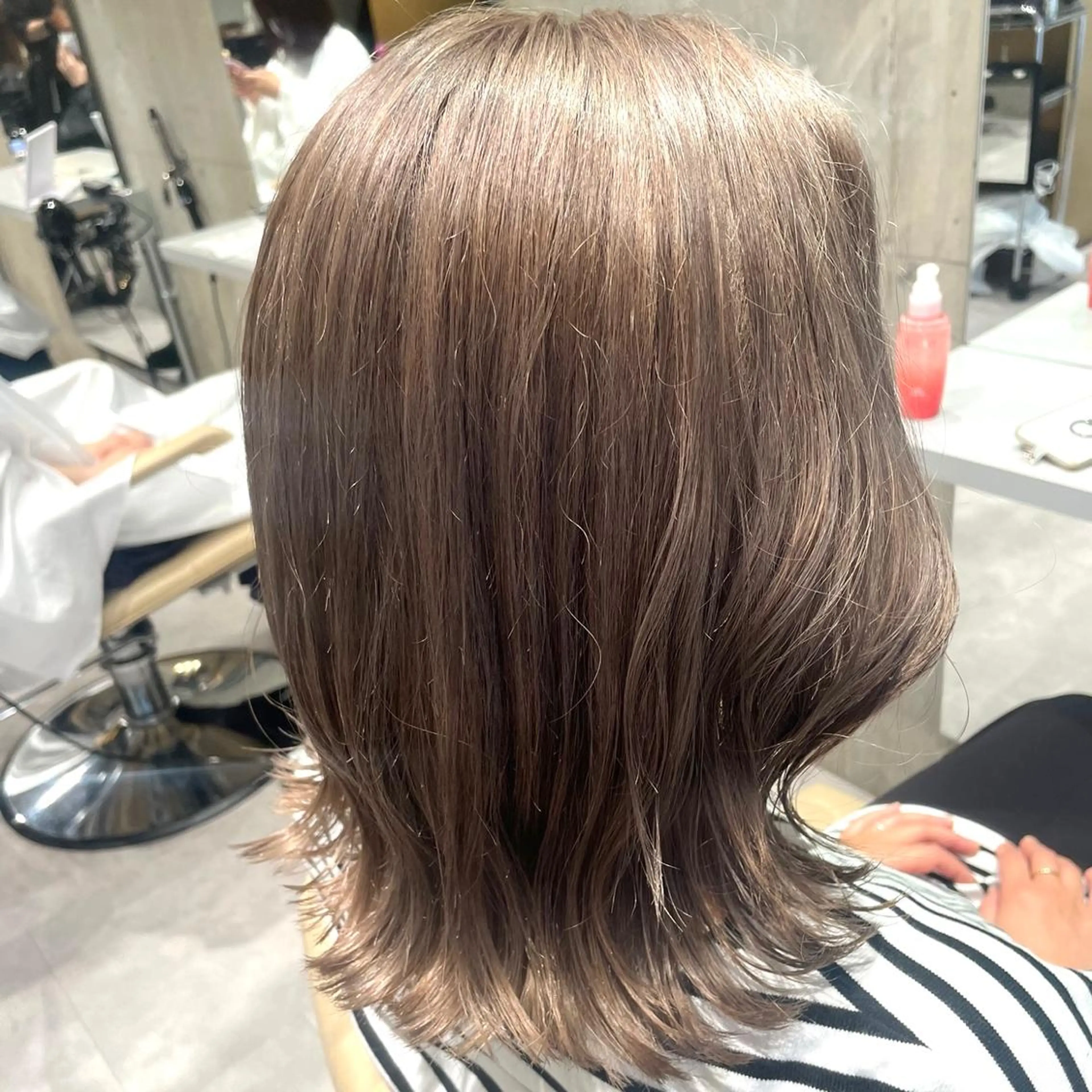 ミディアム カラー 美髪矯正/ハイトーン 🪸🩰ヒナコのヘアスタイル