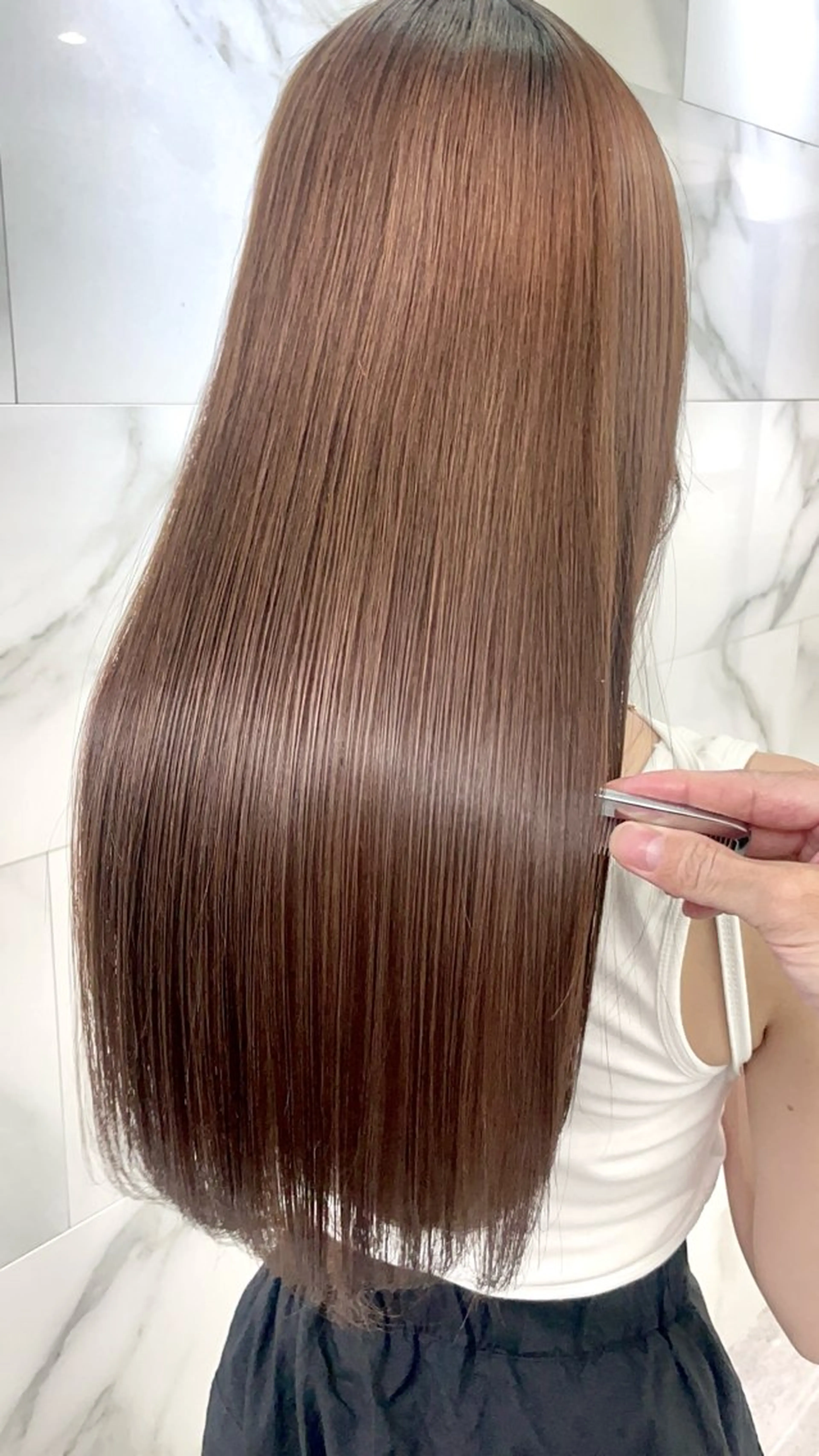 ロング ヘアカラー soigné 表参道【ソワネ】所属・🖱️透明感カラー ×髪質改善Rikyuのヘアスタイル