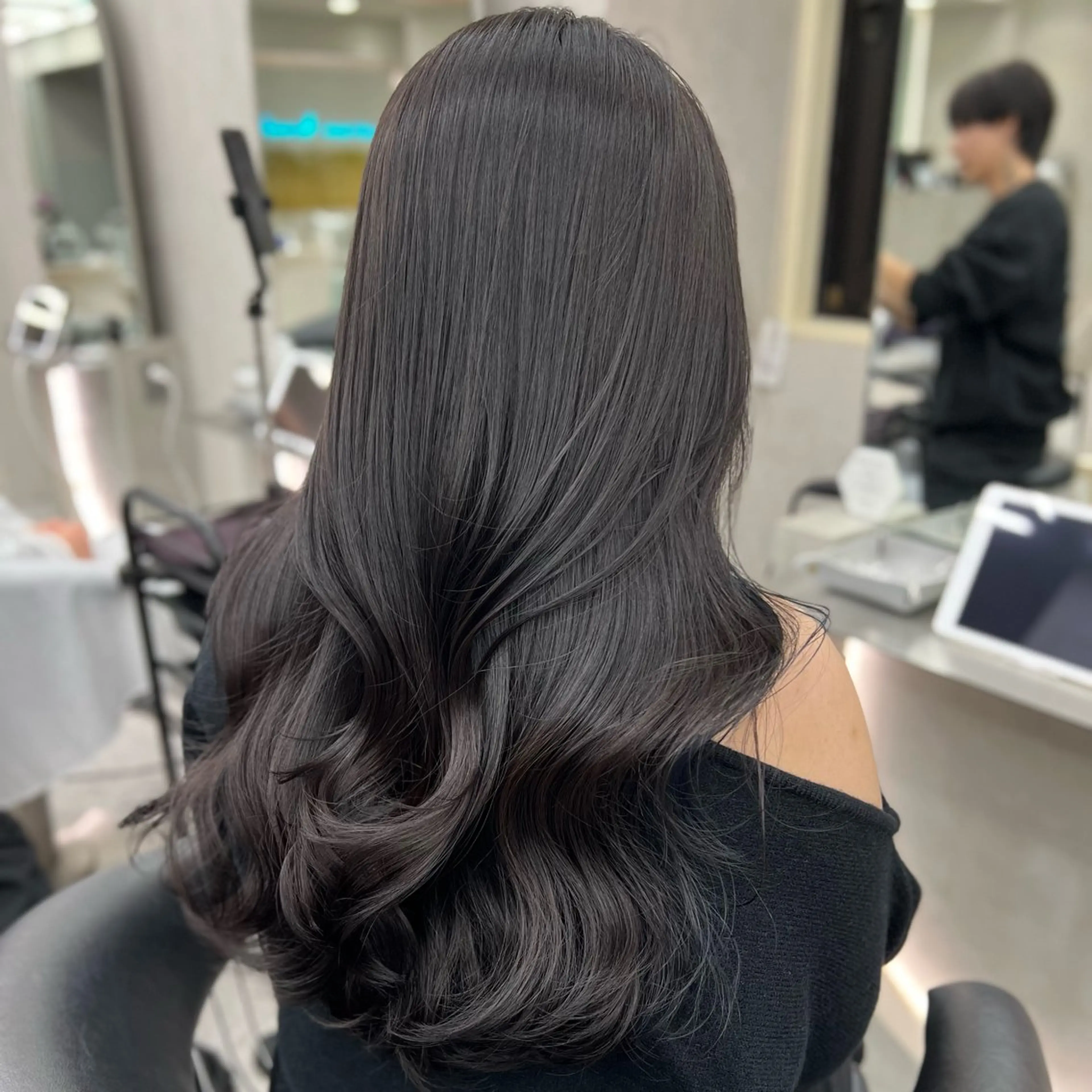 ロング 韓国風ヘア ワンホンヘア ヘアカラー 🎀透明感ブラウ ンshizuka🎀のヘアスタイル