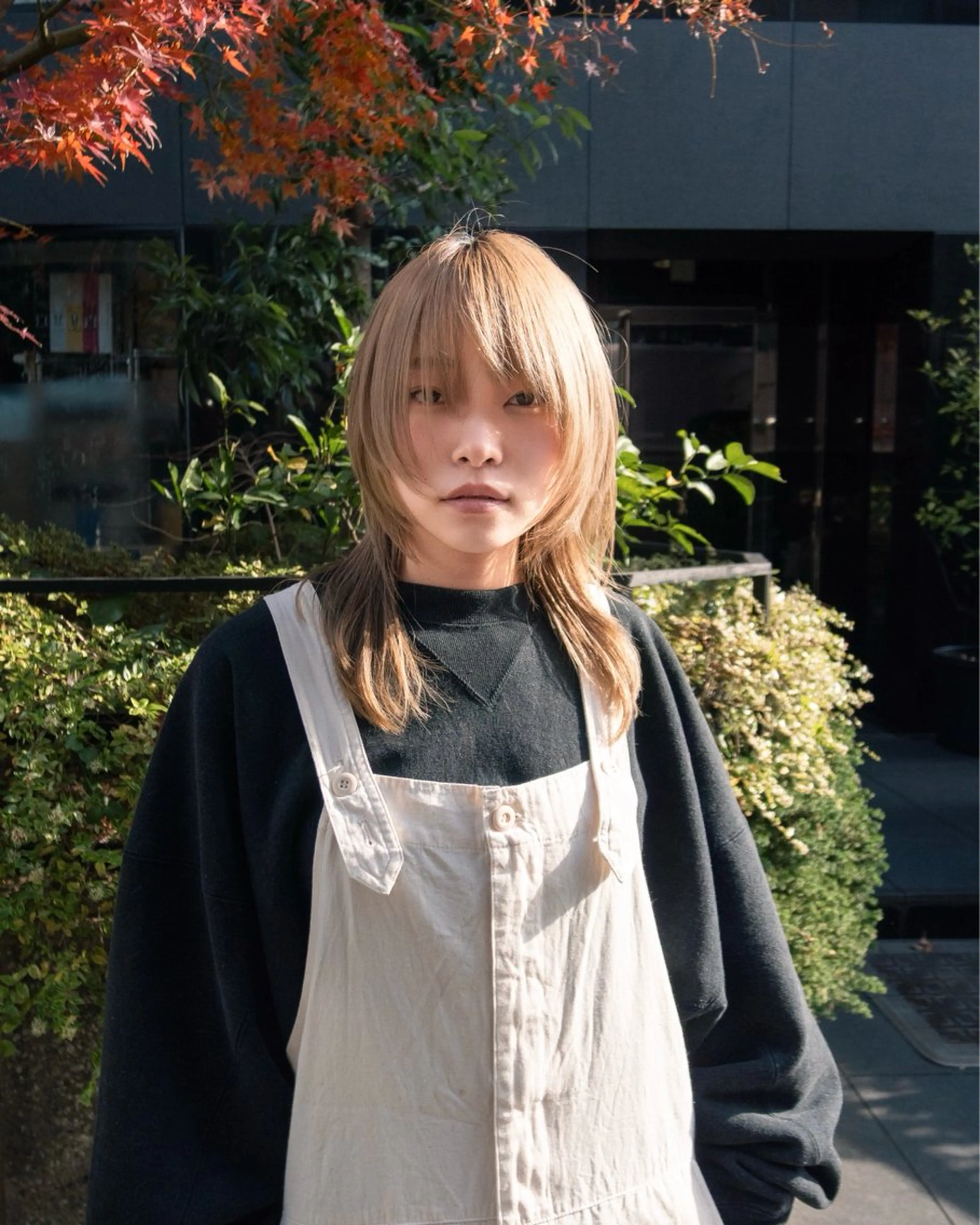 ミディアム カラー ベージュカラー ブリーチ ブロンド ブロンドベージュ ハッシュカット カット ヘアカラー レイヤー/ウルフ/ ハッシュカット/そらのヘアスタイル