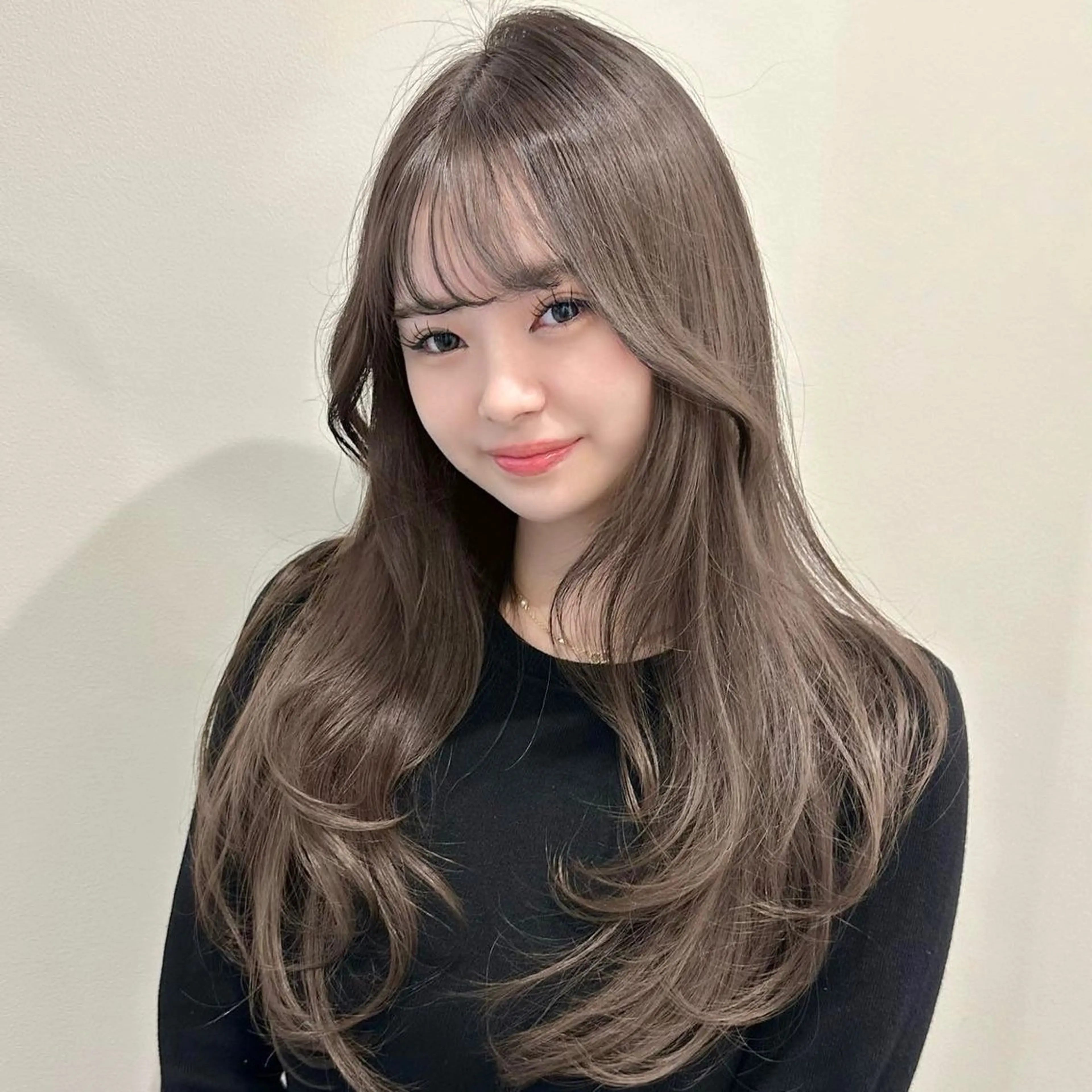 セミロング カット ヘアカラー トリートメント 🌹ハッシュカット、 レイヤー韓国ヘア🌹のヘアスタイル