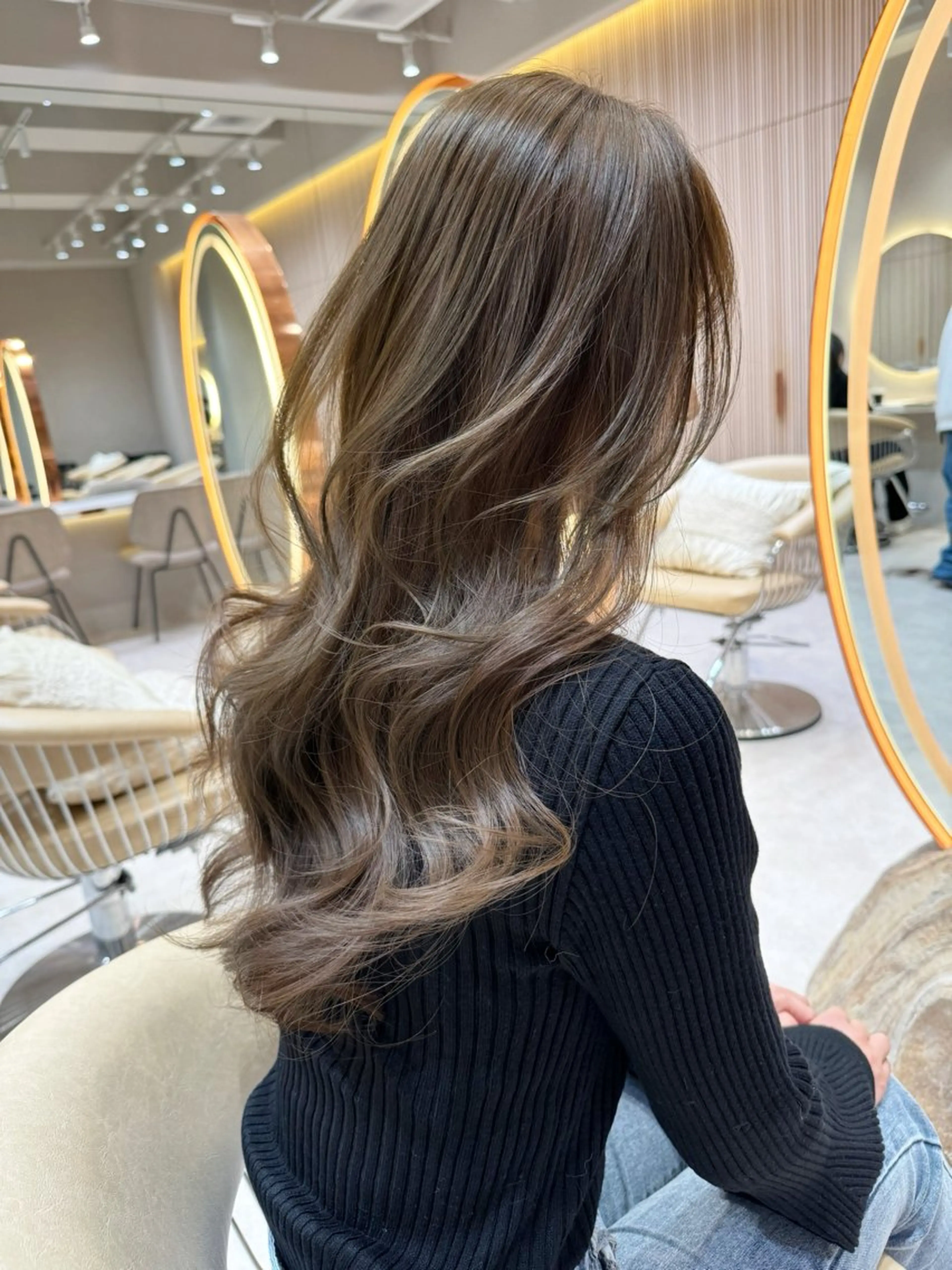 ロング カラー 透明感カラー🤎 中川智帆のヘアスタイル