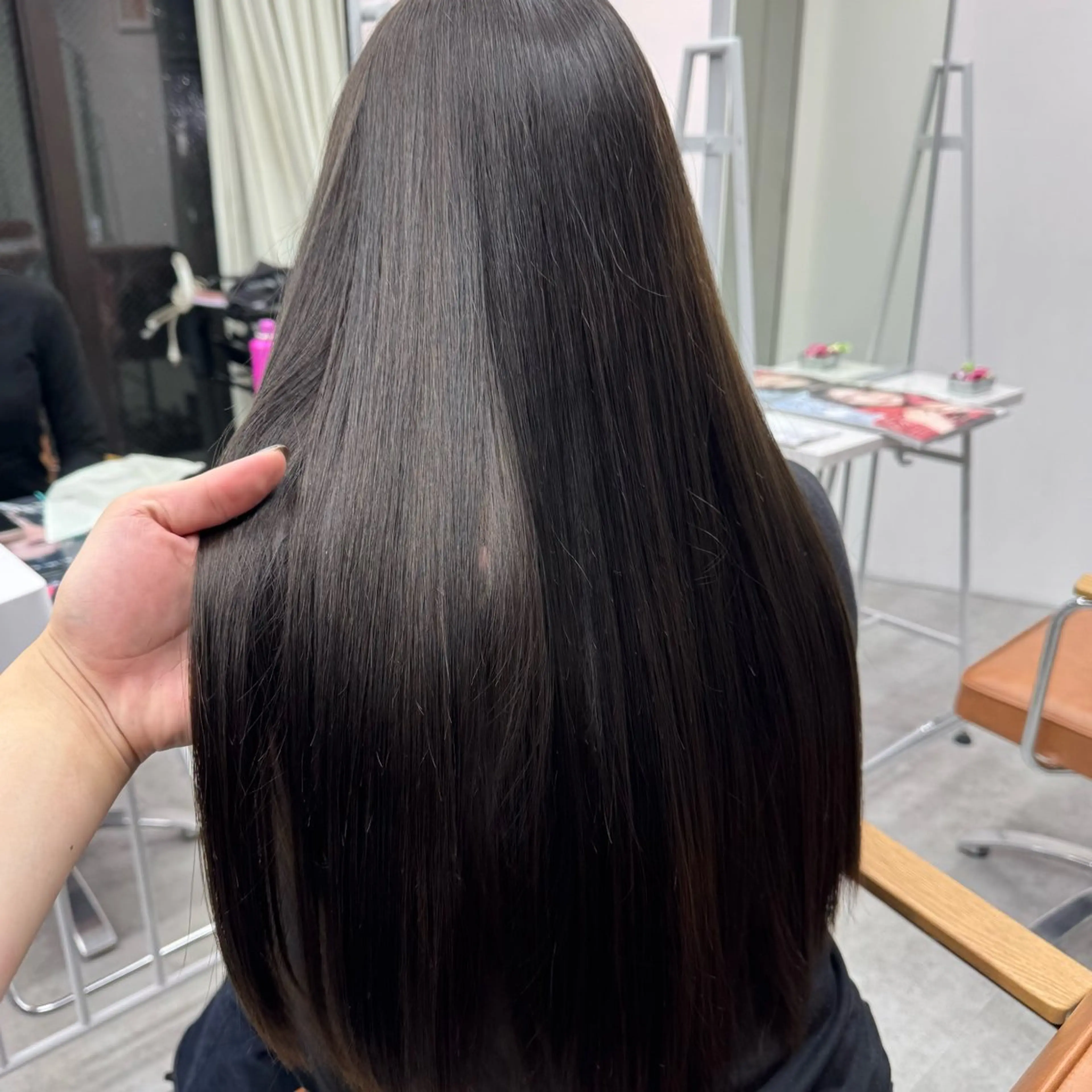 ロング カラー ヘアアレンジ ヘアカラー ブリーチなしカラー /ベージュ/安形翔のヘアスタイル