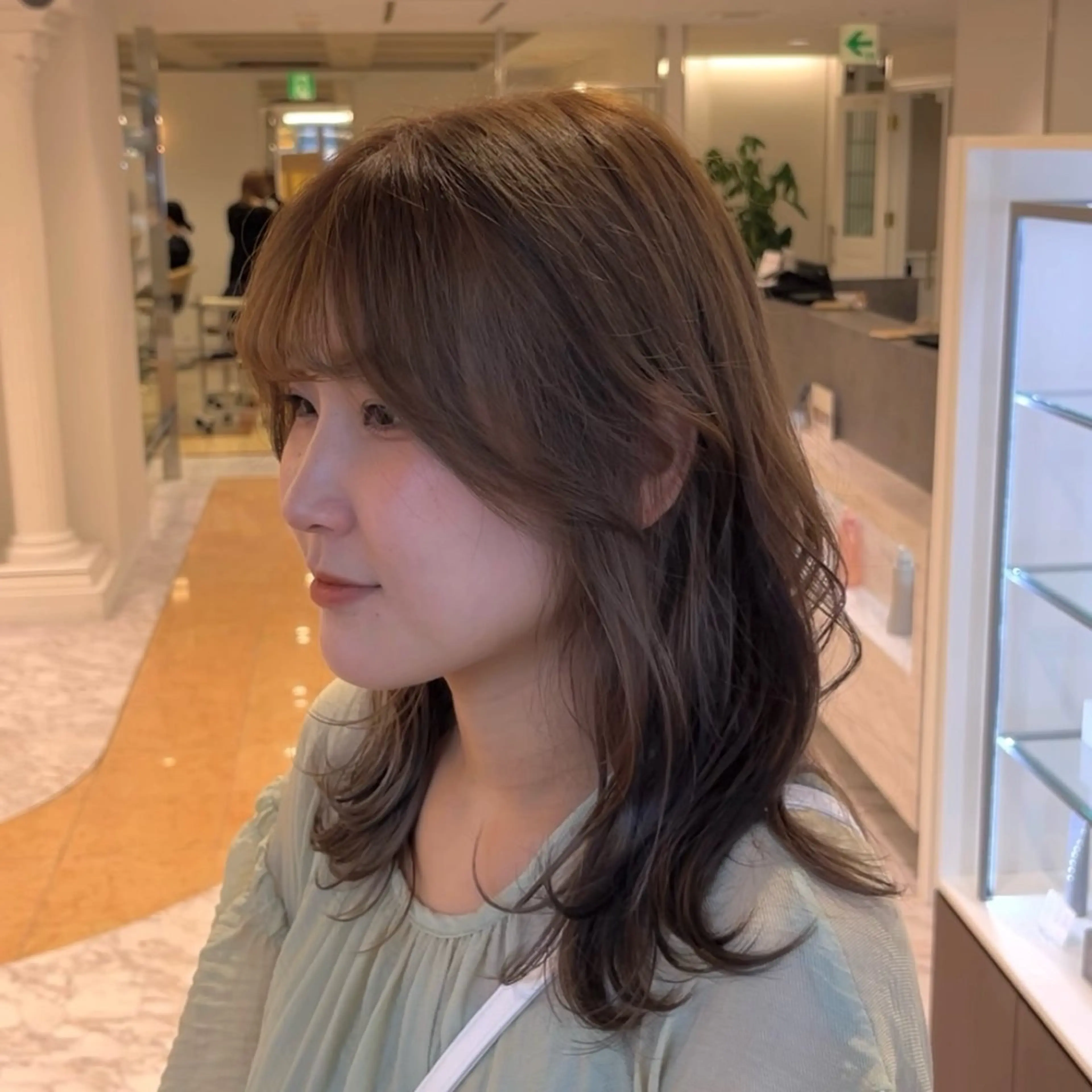 ミディアム カットモデル/ 透明感ヘア/成瀬裕介のヘアスタイル