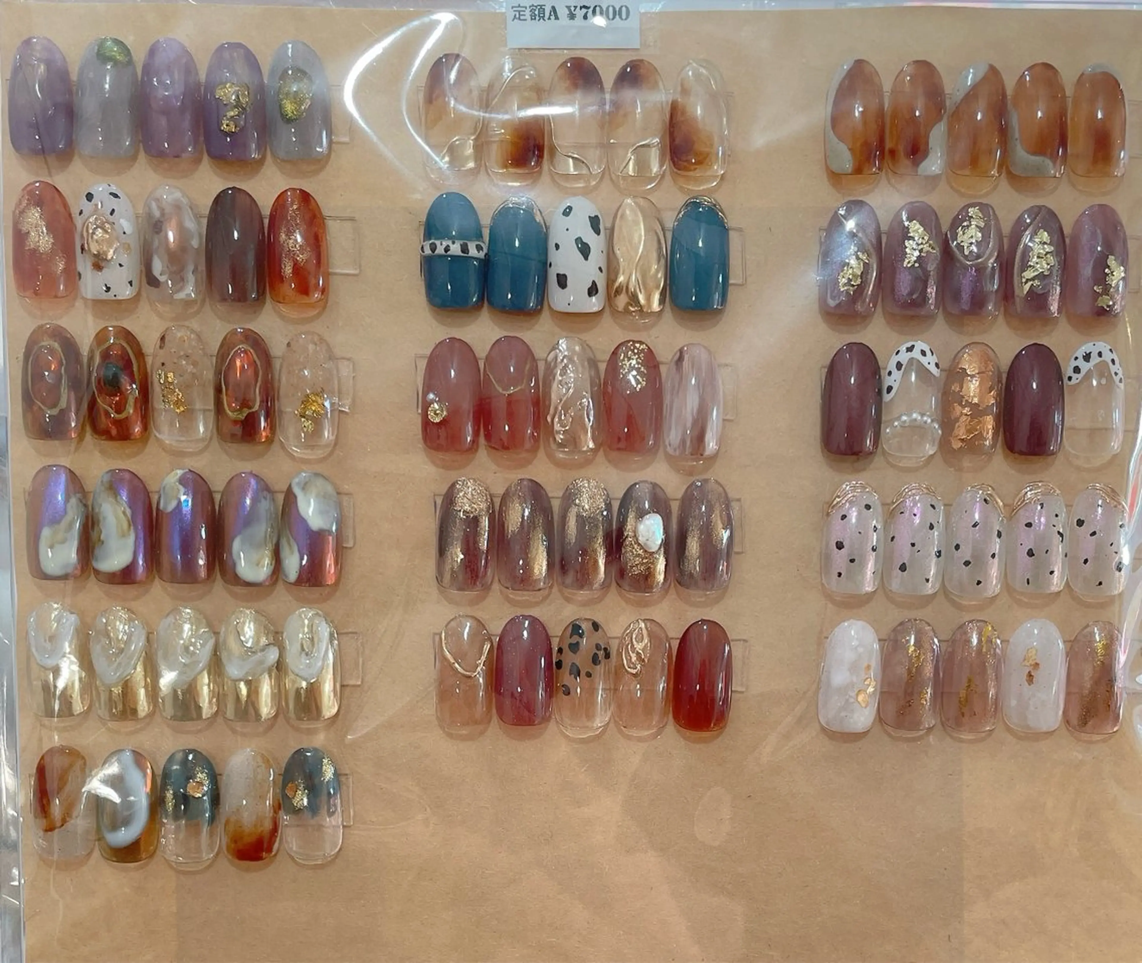 ネイル nailroom  OHANA所属・nailroom OHANA🌴のネイルデザイン