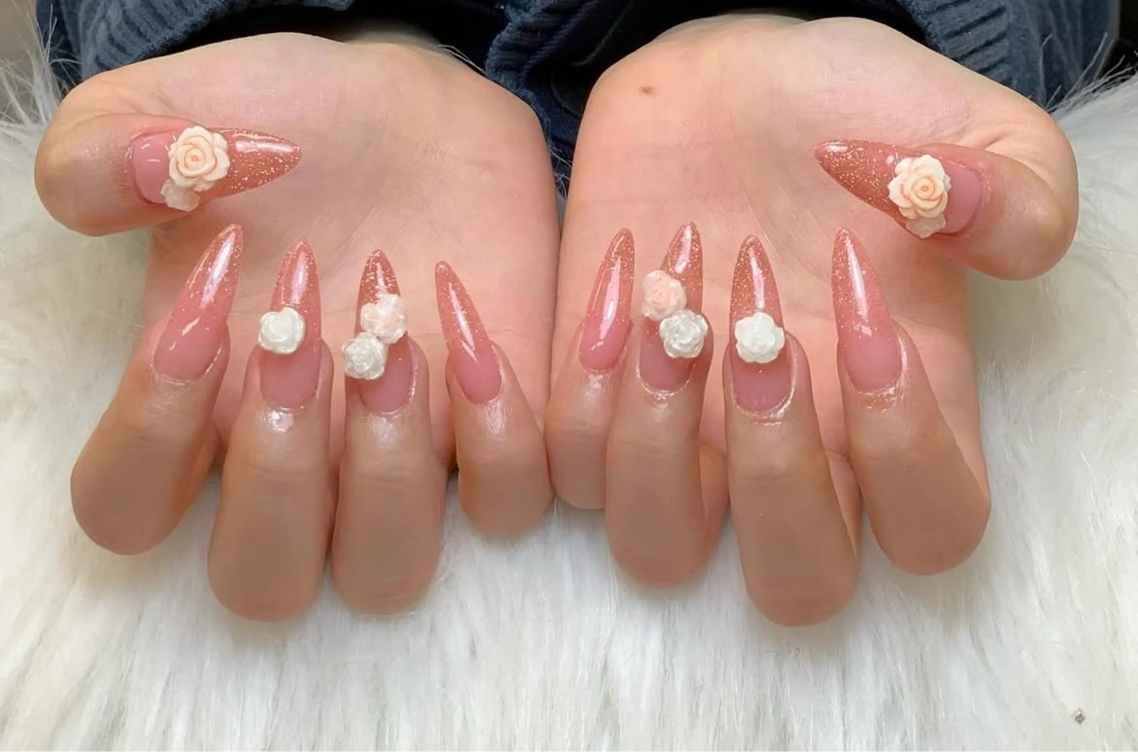 ネイル アートネイル 長さ出し ジェルネイル マグネットネイル ニュアンスネイル ハンドネイル Kanao_ CloudyChanのネイルデザイン