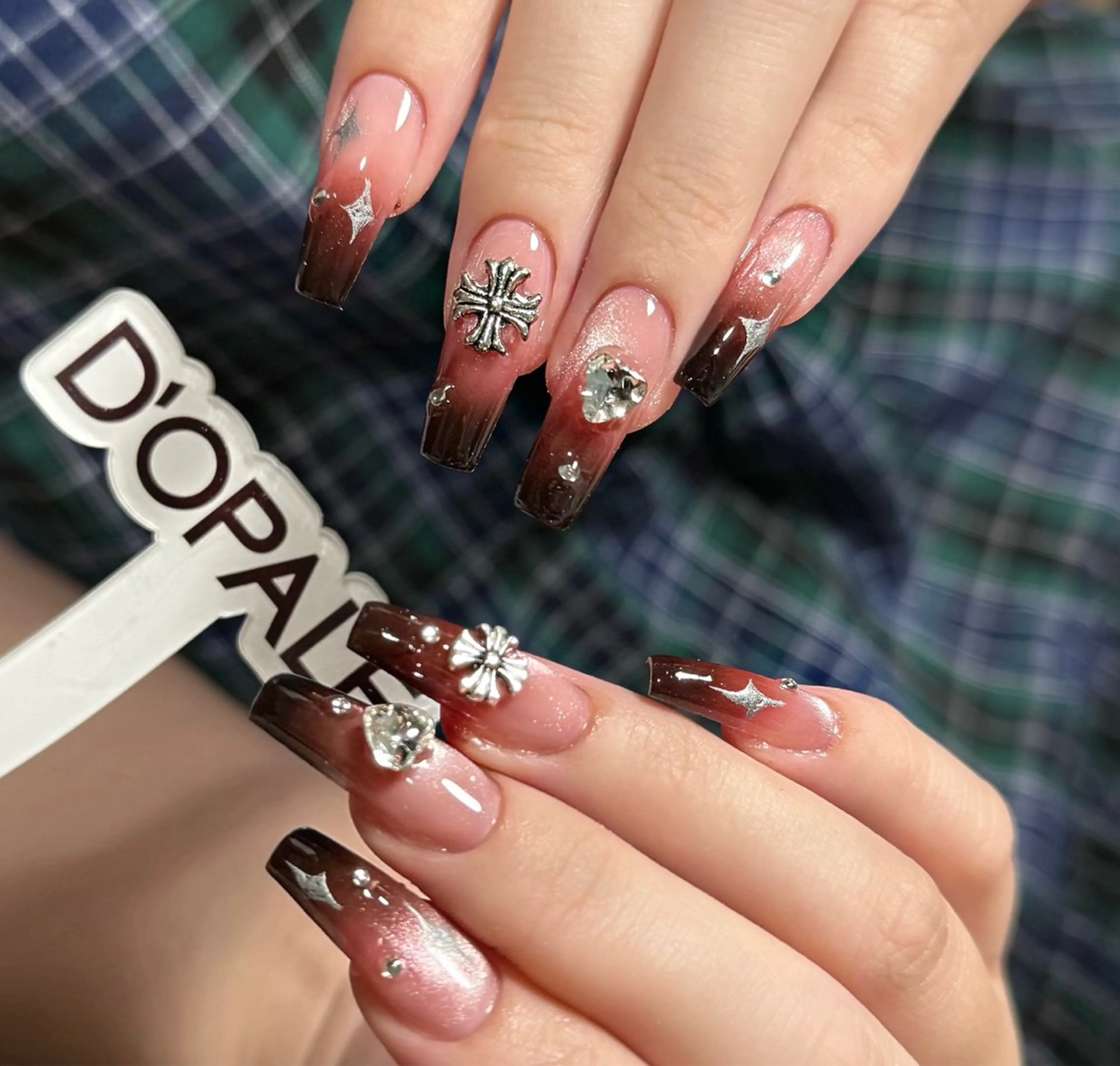 ネイル ハンドネイル D‘OPALEサロン所属・トパサロン 上野kkのネイルデザイン