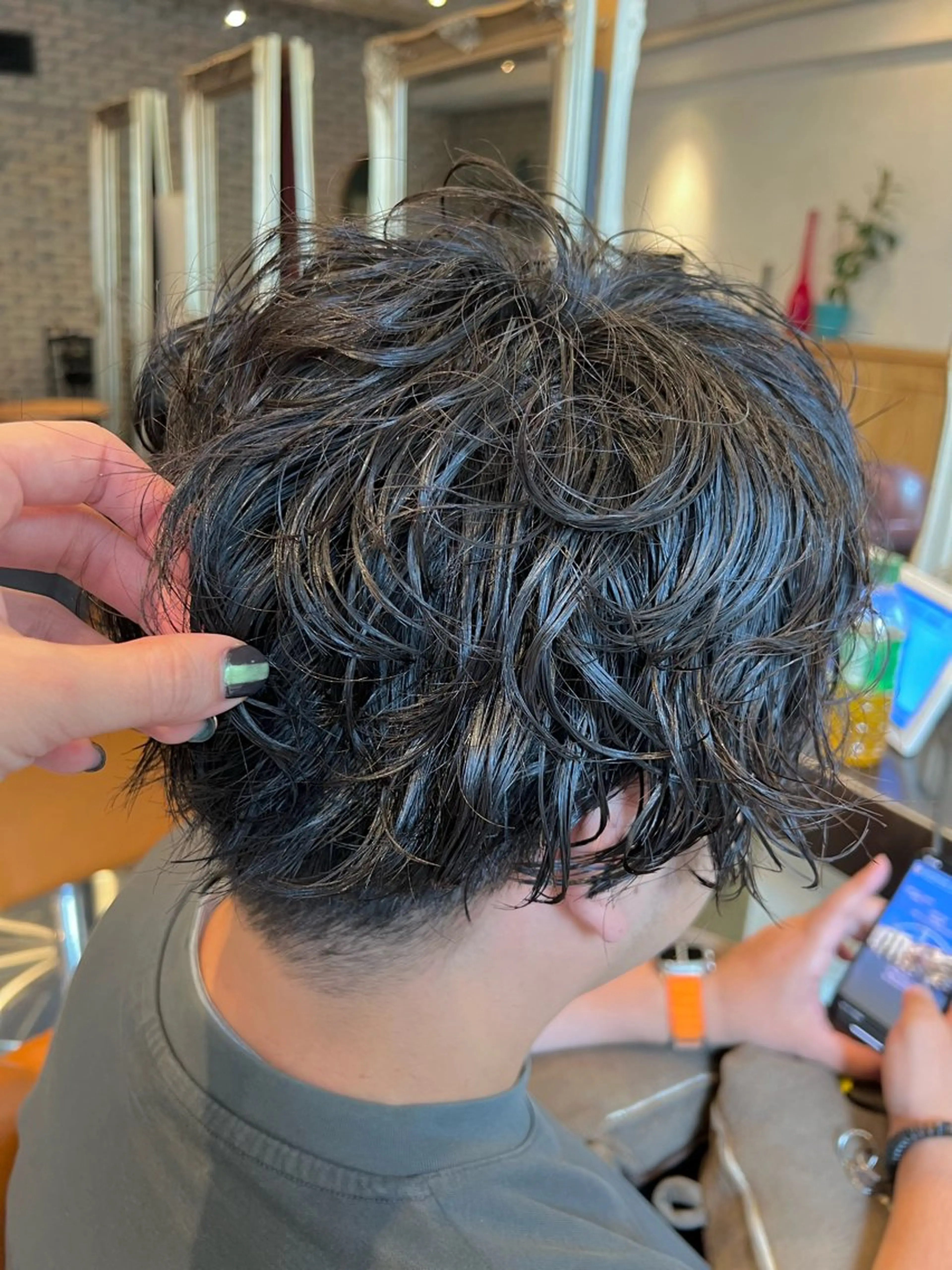 ショート パーマ メンズ マッシュ メンズパーマ ショートヘア カット パーマ ハイライト/インナー /ブリーチ/レイヤーのヘアスタイル