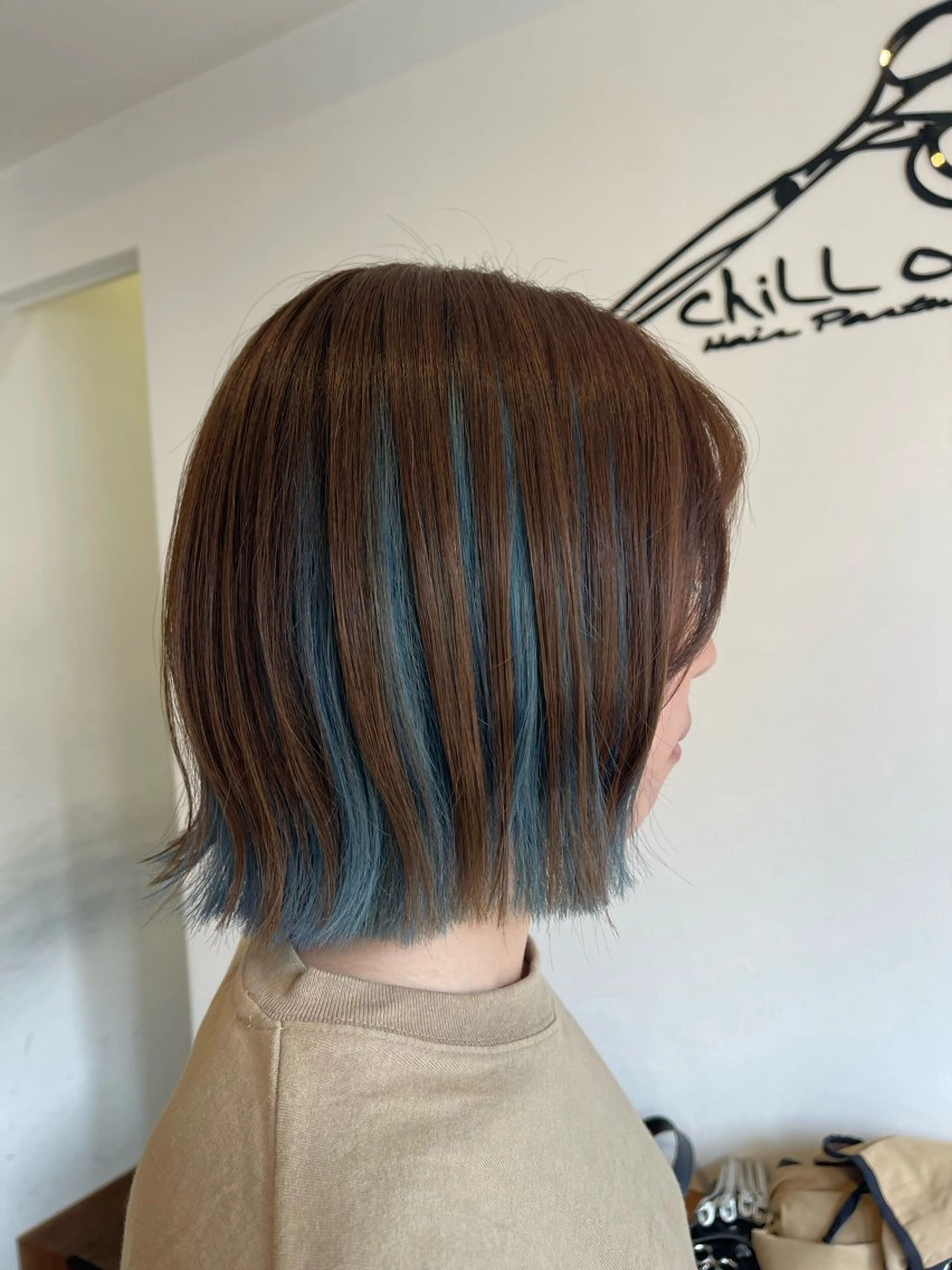 カラー ボブ カット chill out 甲斐千尋のヘアスタイル