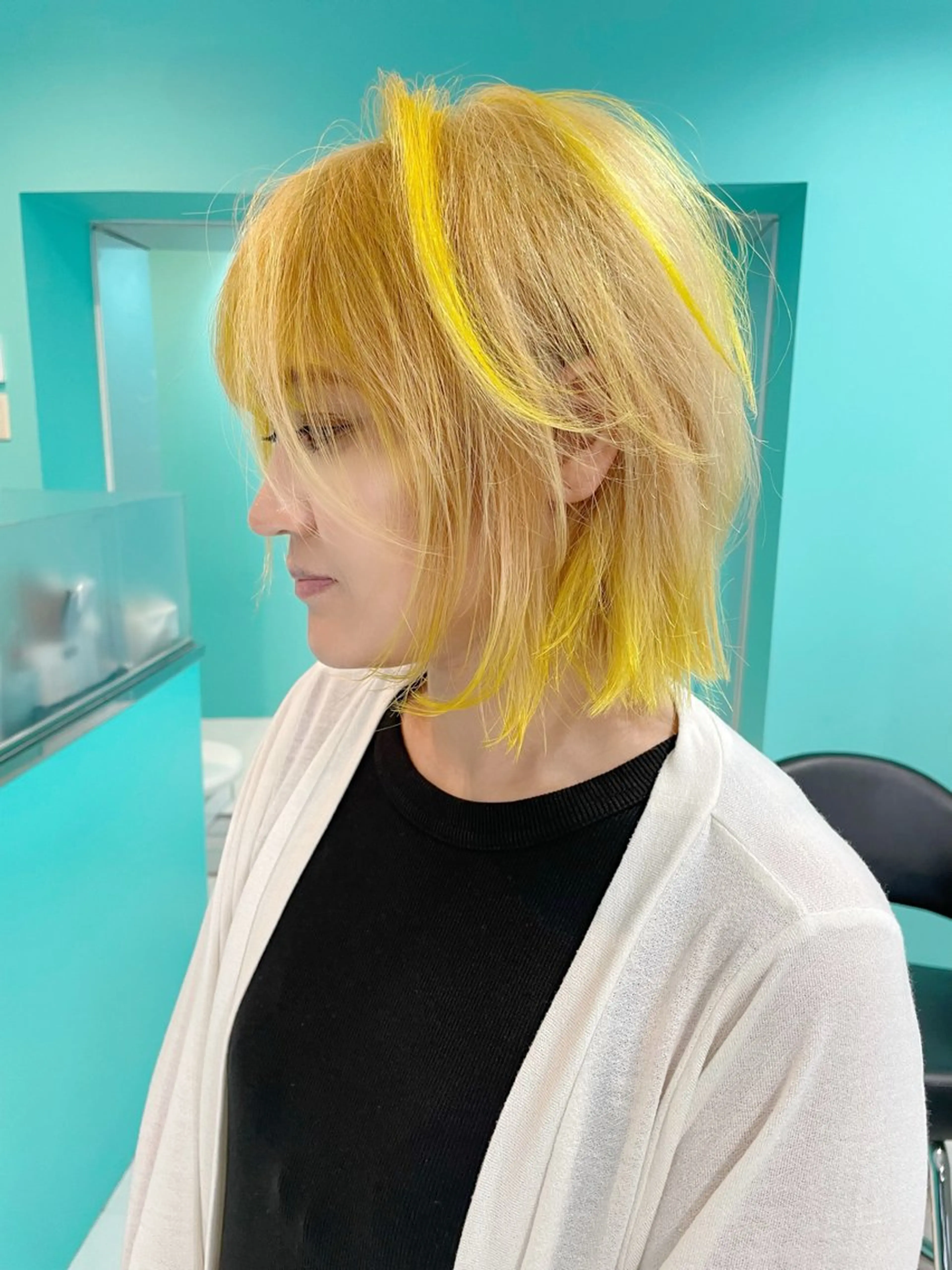 ショート カラー ベージュカラー ブリーチ ダブルカラー イエローカラー カット ヘアカラー 🫧ショート/ボブ 池袋西口・泡渕✂️のヘアスタイル