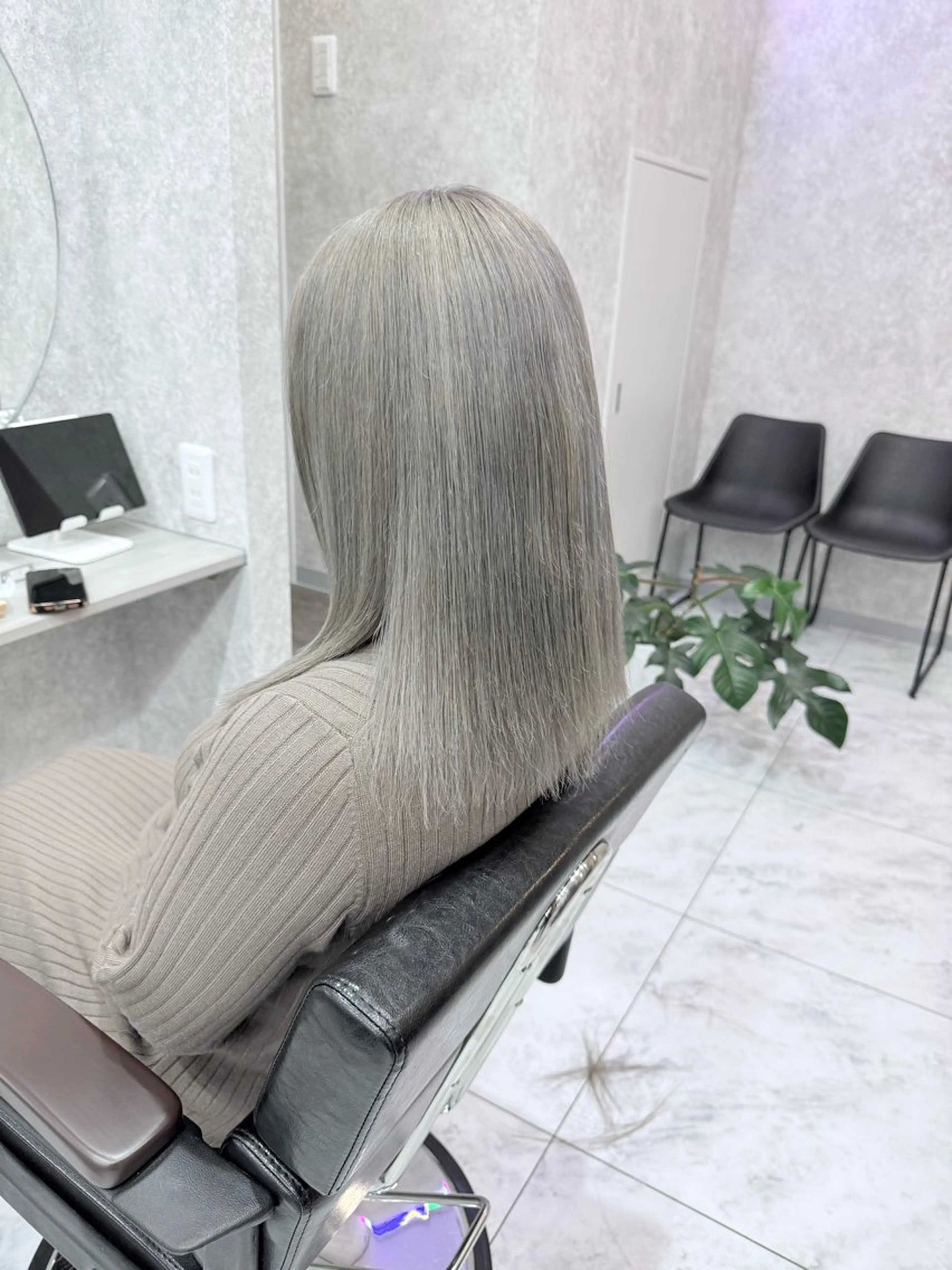 ショート カラー 🌺ハイトーン🌺 矢葺 なぎさ🌺🌺のヘアスタイル