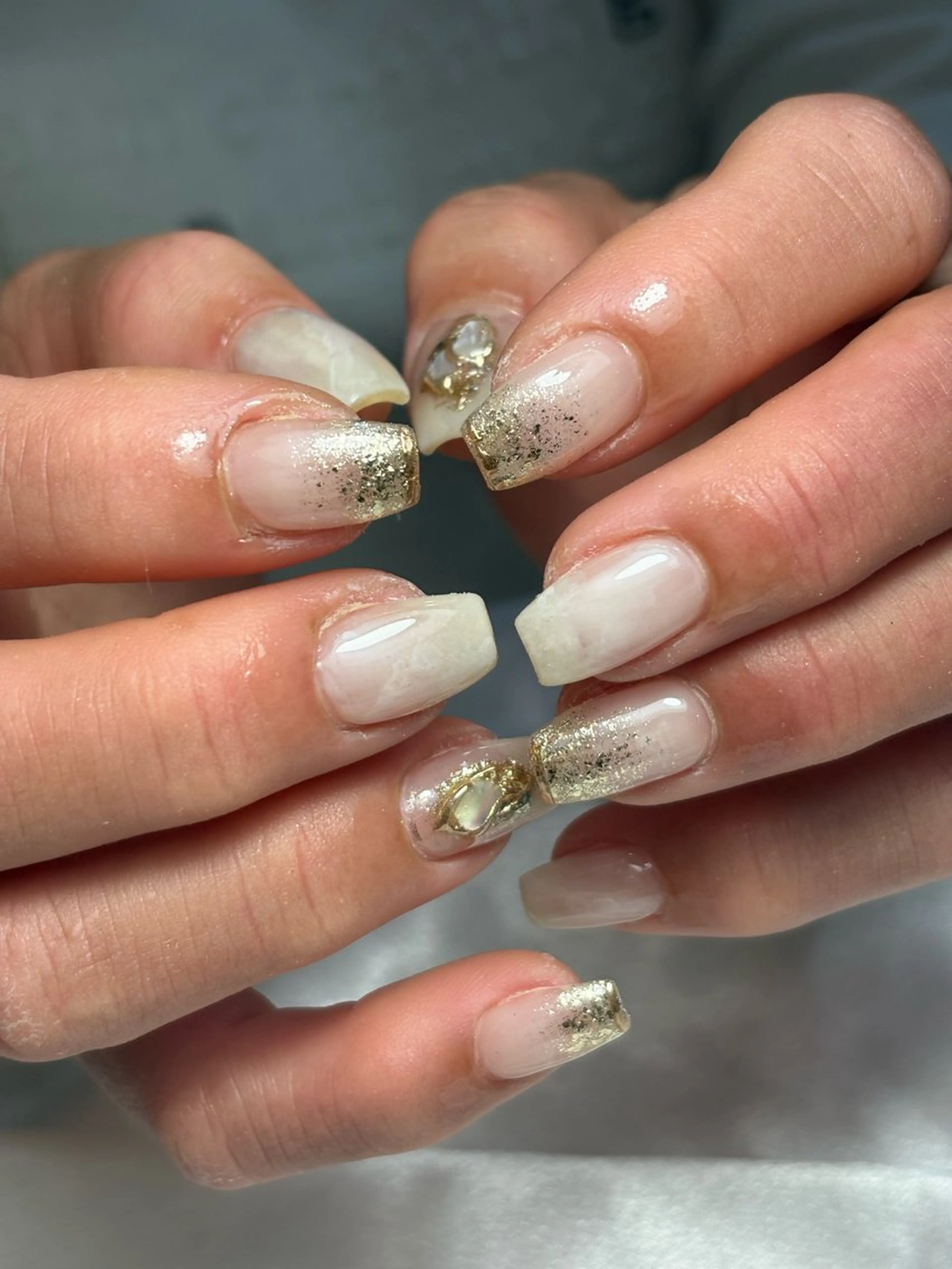 ネイル ハンドネイル フットネイル ✴︎ Delightのネイルデザイン