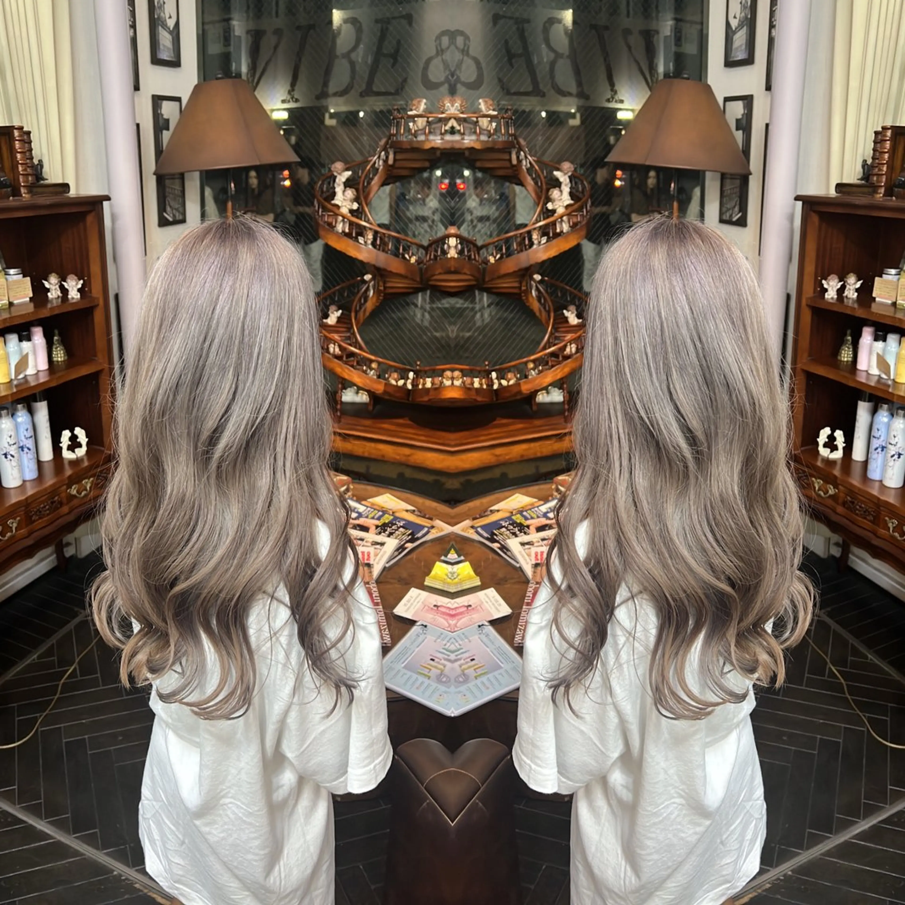 ロング カラー レイヤー/ボブ/ ミニボブ/AOIのヘアスタイル