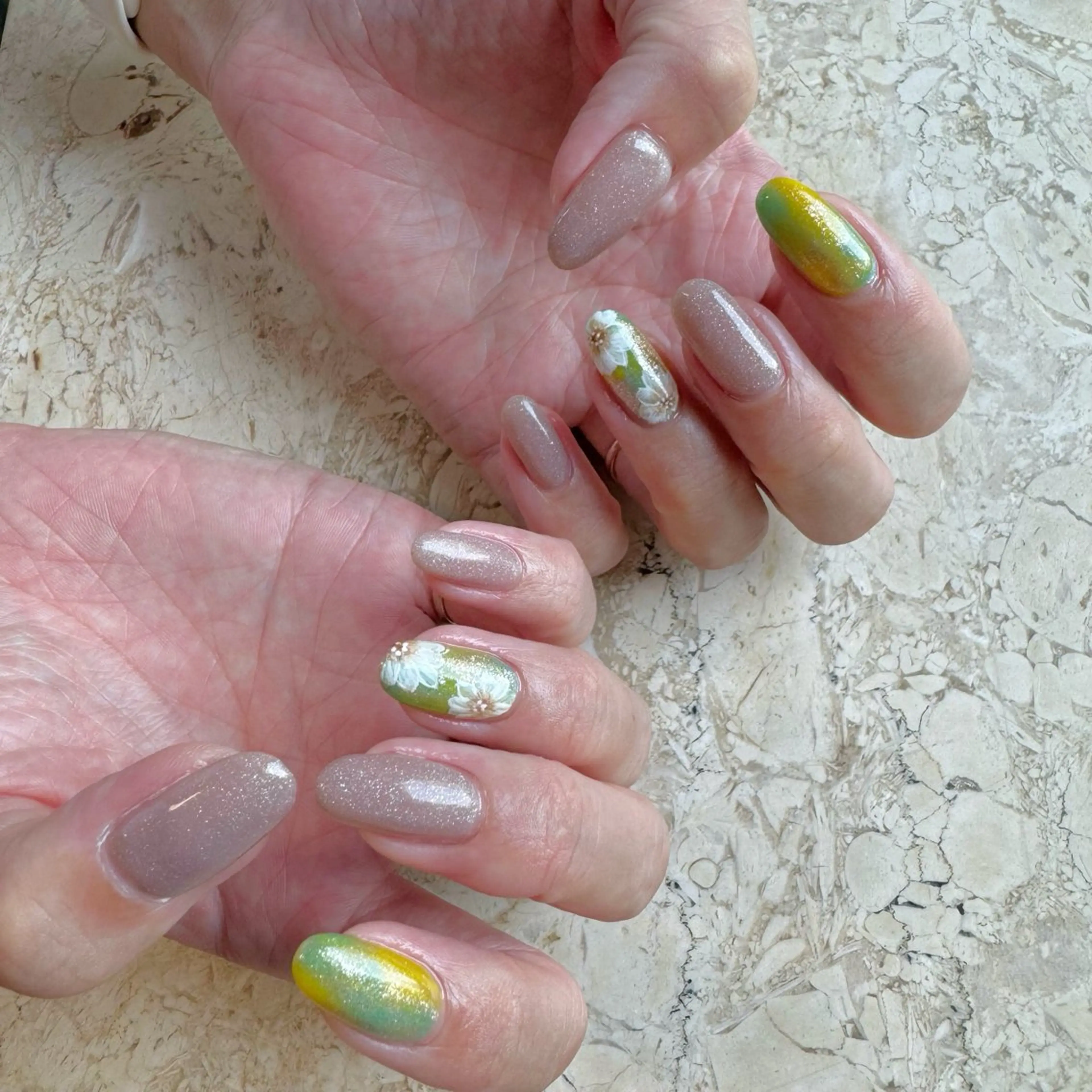 ネイル ハンドネイル フットネイル nail salon mieux(ミュー)のネイルデザイン