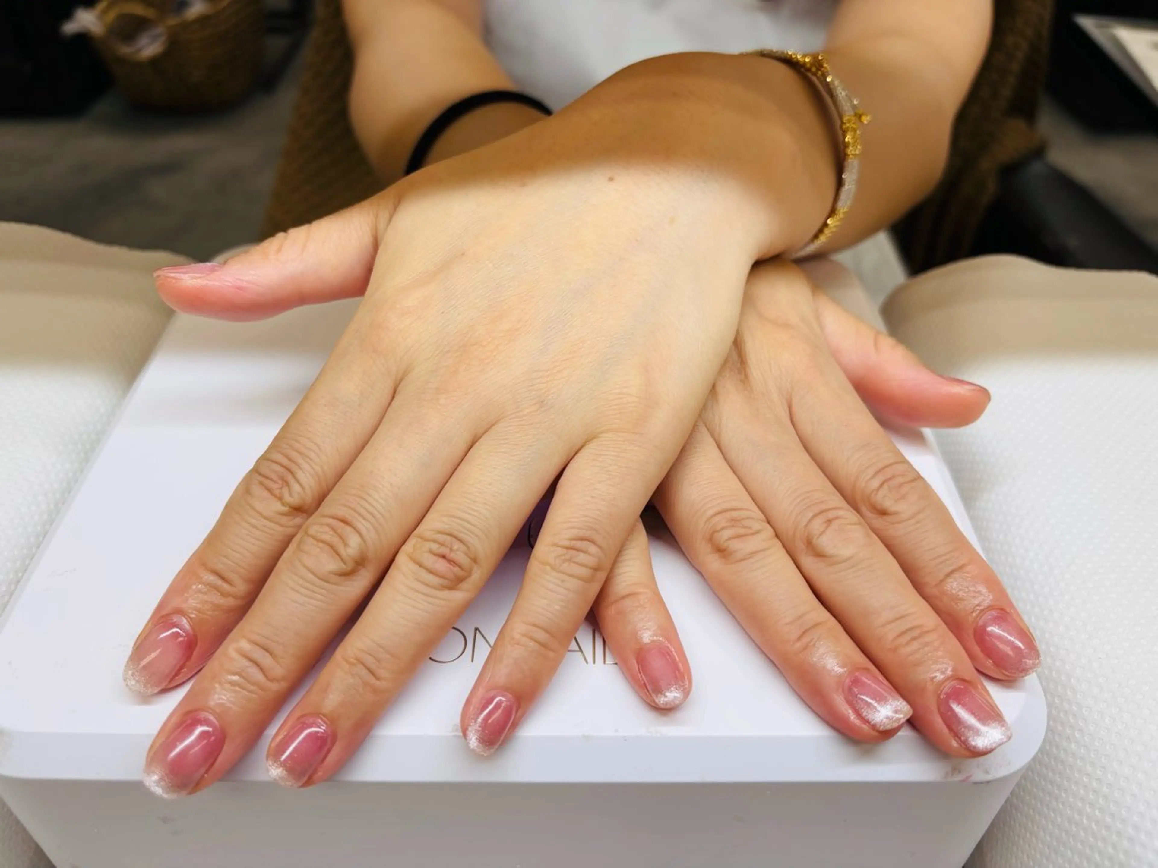 ネイルサロンエーナイン本店所属・もろずみ あやのネイルデザイン