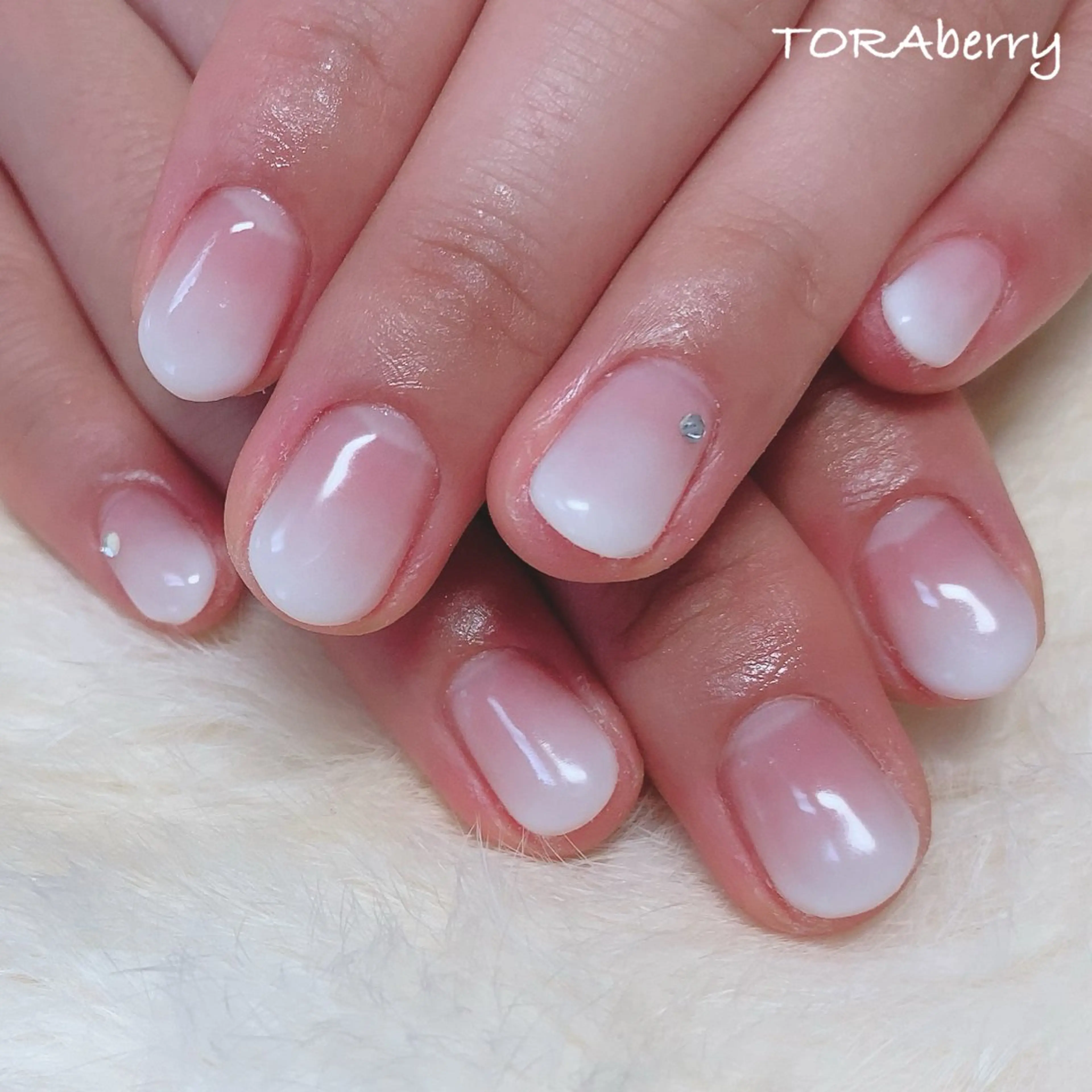 ネイル ハンドネイル ネイリスト なつみのネイルデザイン