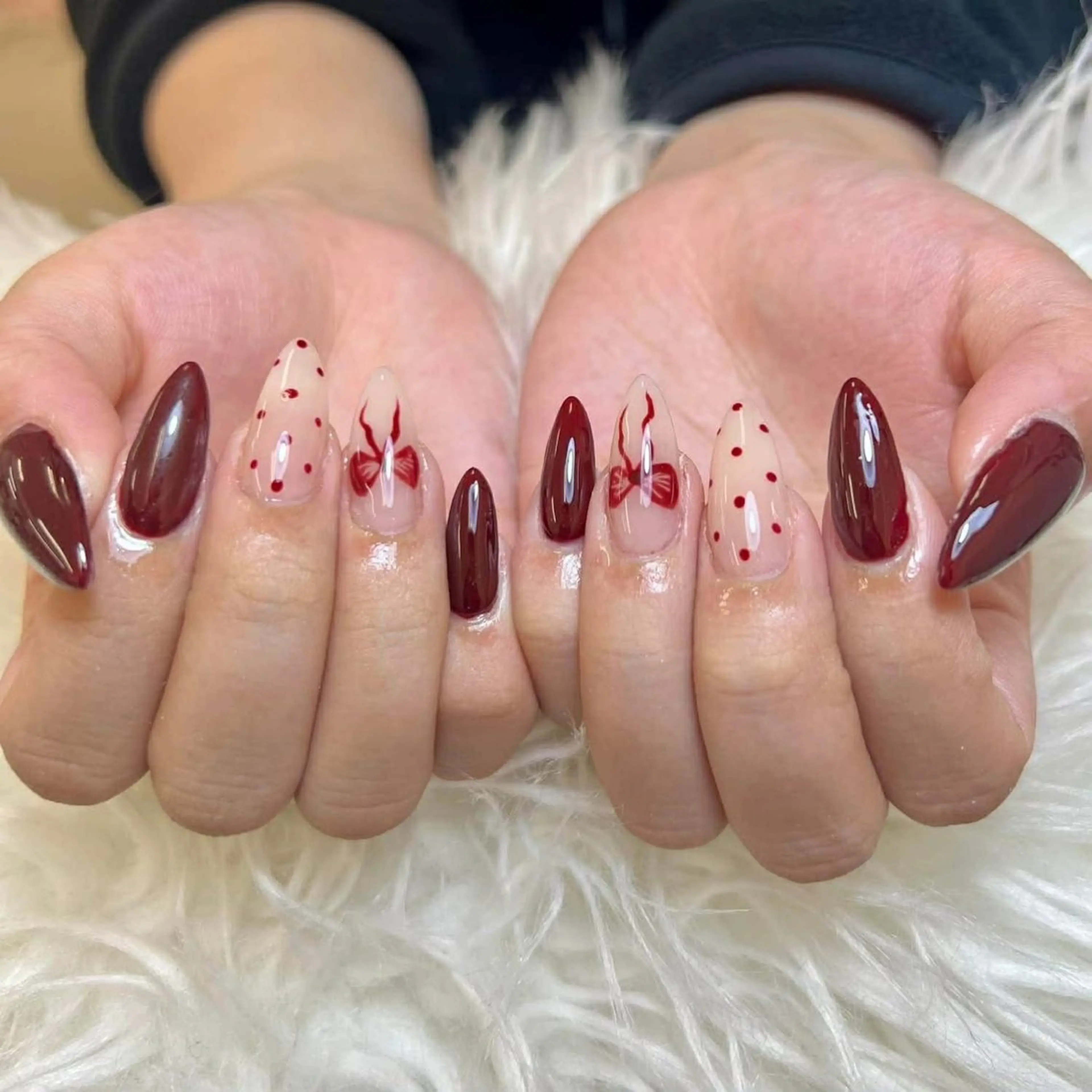 ネイル アートネイル オーロラネイル チークネイル 長さ出し フットネイル ハンドネイル ハンドケア Mio_ Noiranailのネイルデザイン