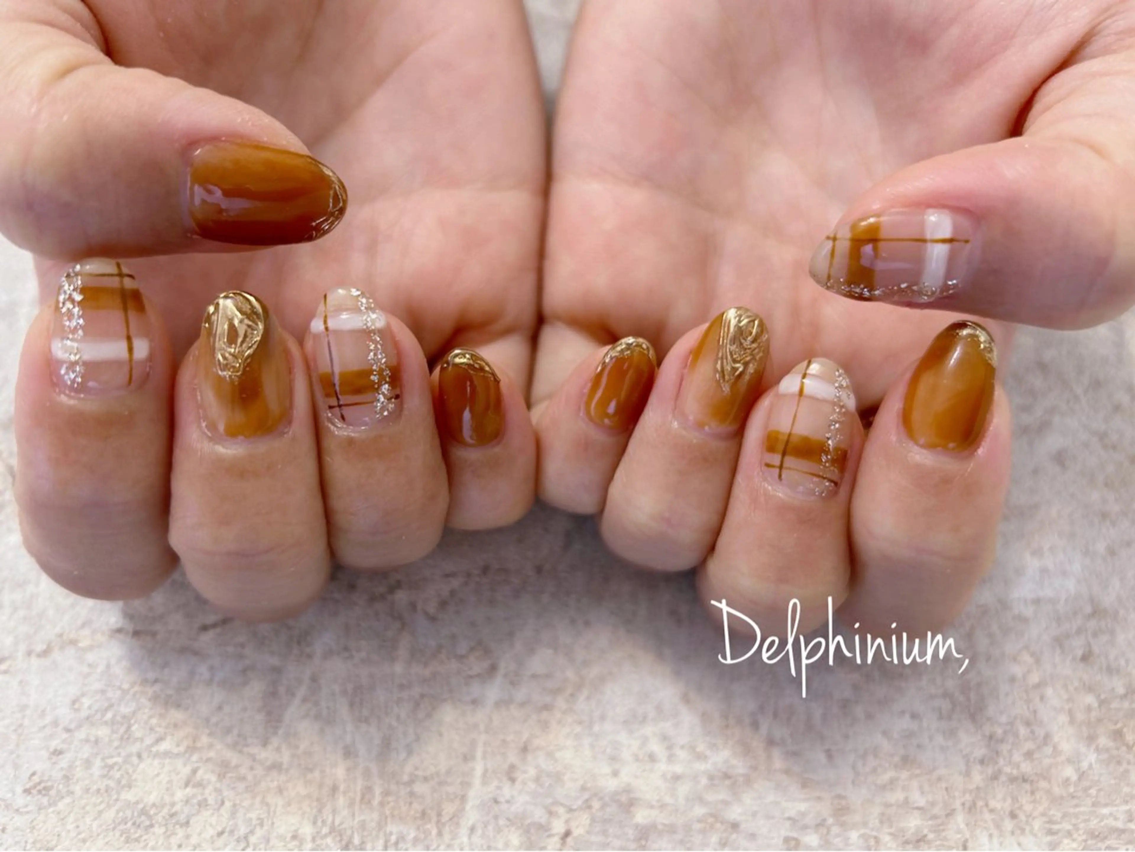 ネイル アートネイル ジェルネイル ラメ(グリッター) ミラーネイル 持ち込み ハンドネイル 岡本 友恵のネイルデザイン