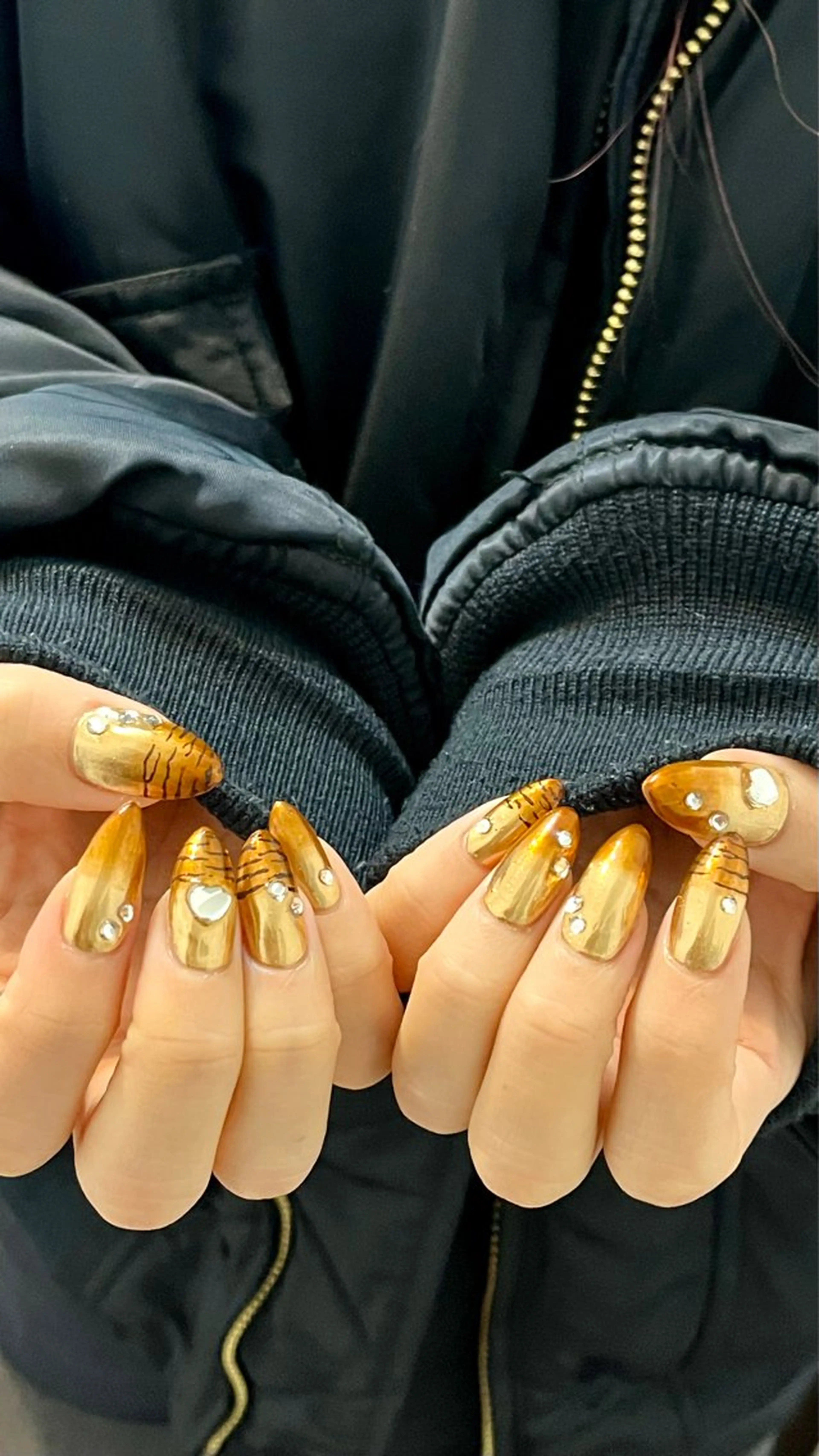 ネイル アニマル柄 ゴールド ミラーネイル ハンドネイル kupu所属・ネイルサロン kupuのネイルデザイン