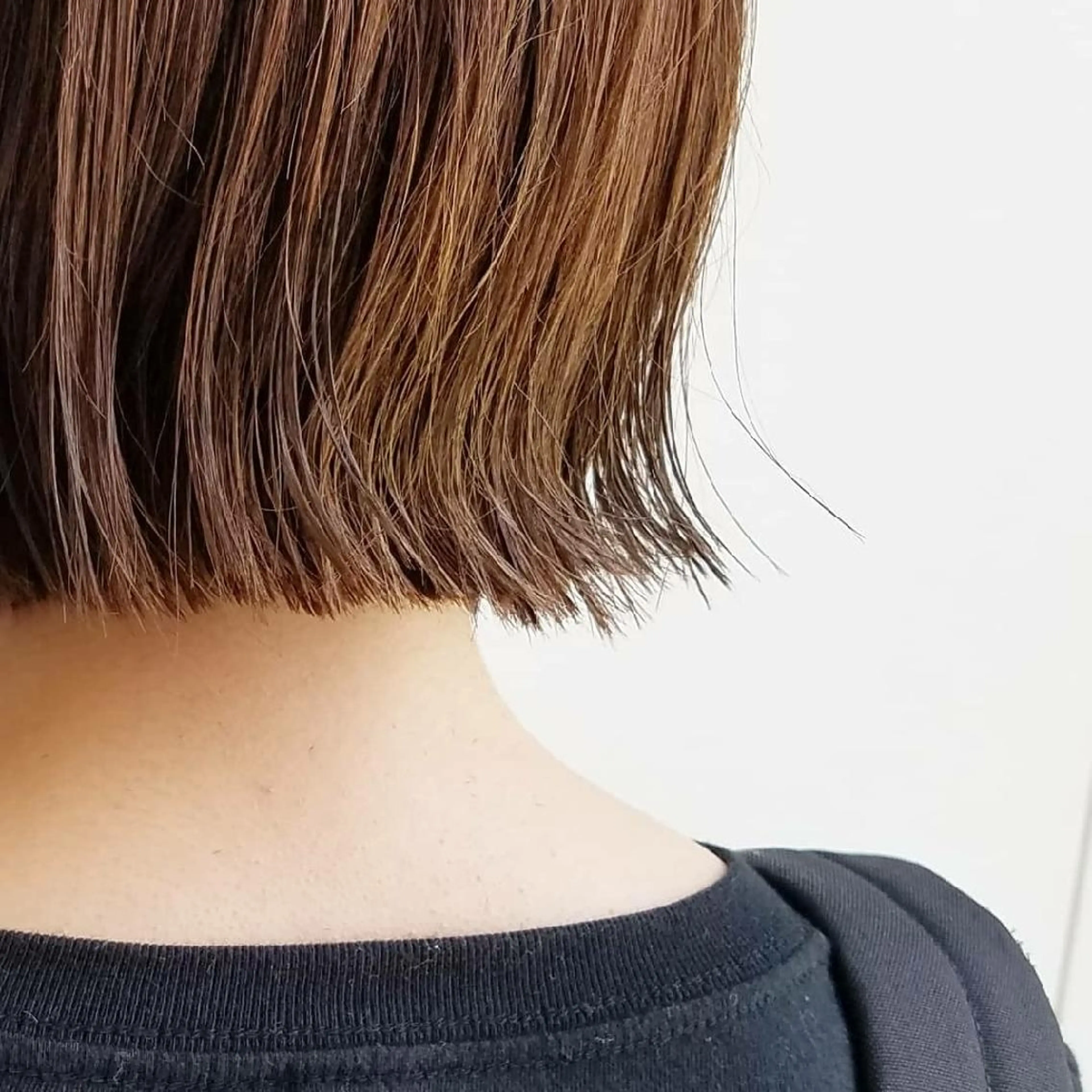 ショート カラー パーマ ヘアアレンジ iplus✴ まつげ、眉毛、耳つぼのマツエク・マツパデザイン