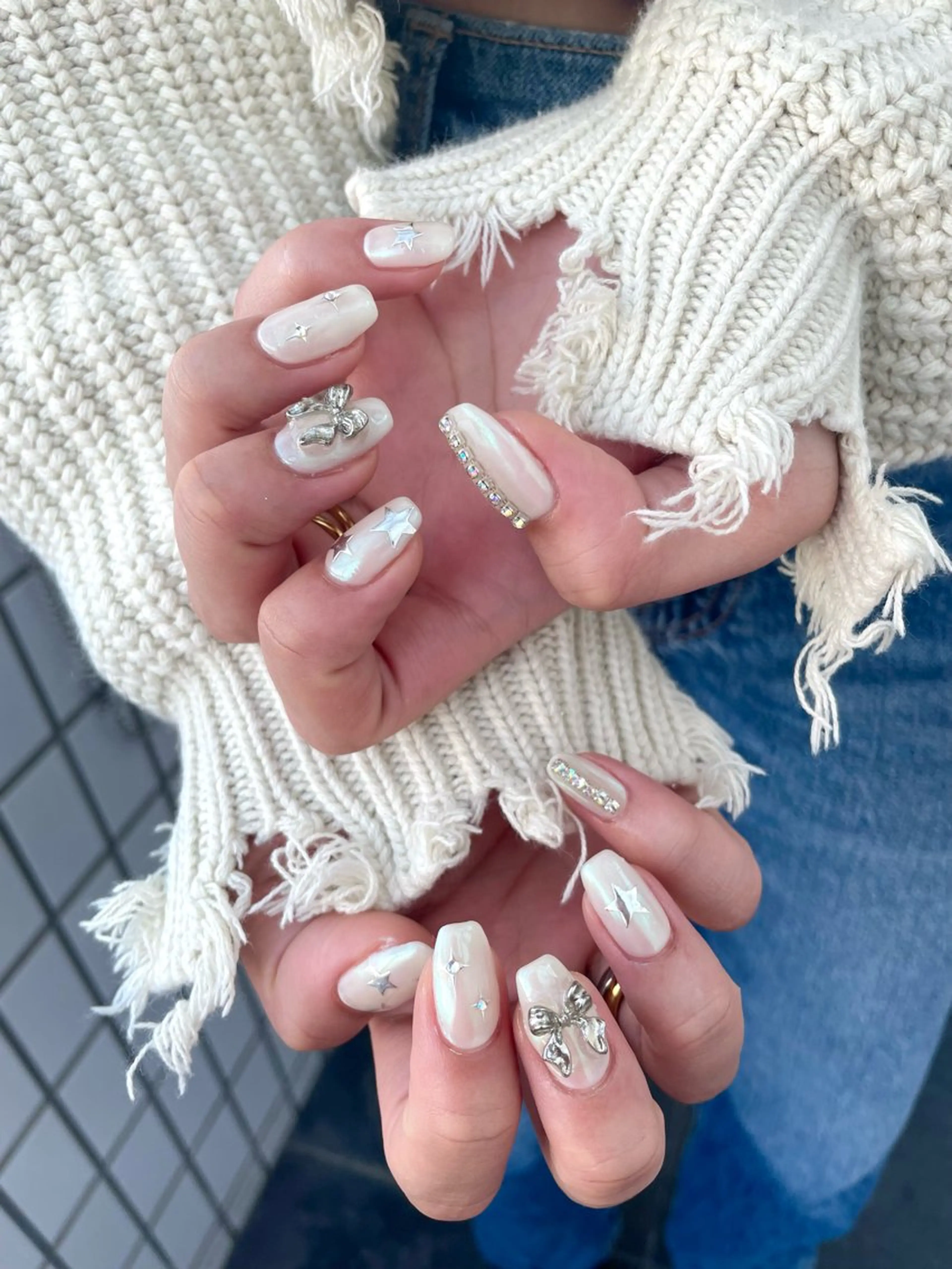 ネイル オーロラネイル Nail ヌシん家 AKANEのネイルデザイン