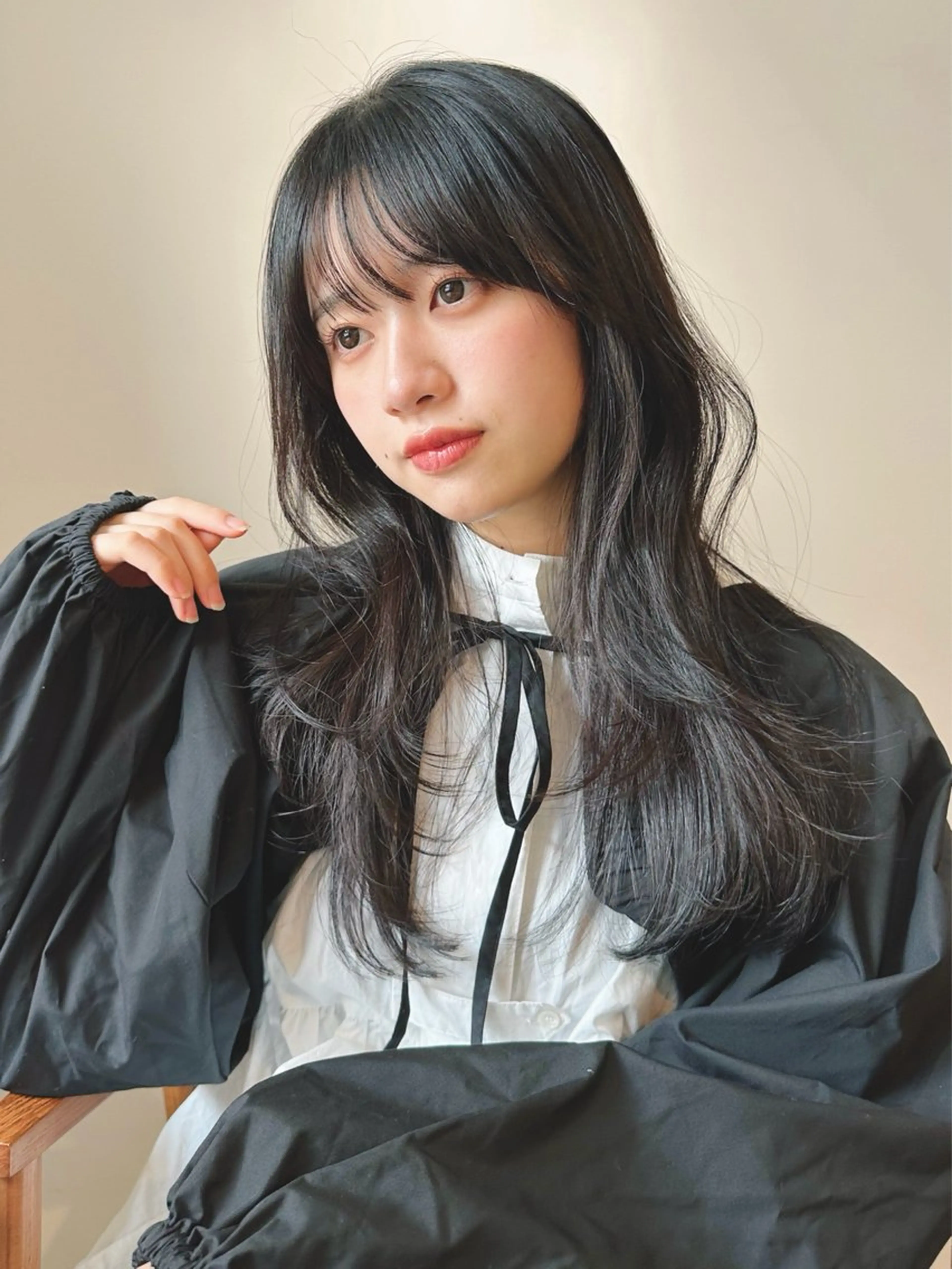 ロング カラー パーマ 🫧小顔×似合わせ× 透明感カラー🫧のヘアスタイル