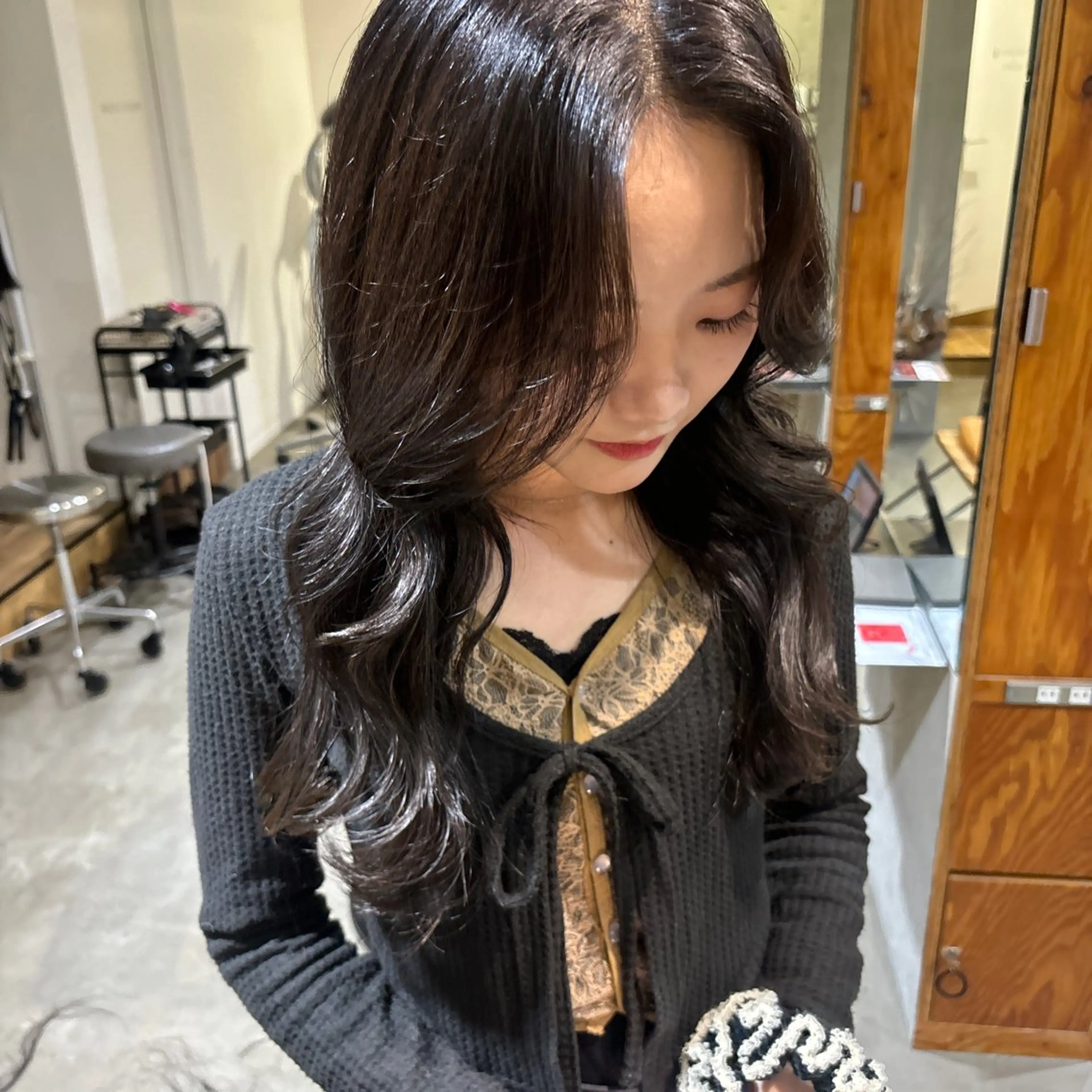 ロング カラー くびれヘア 韓国風ヘア レイヤーカット 小木曽 里華のヘアスタイル