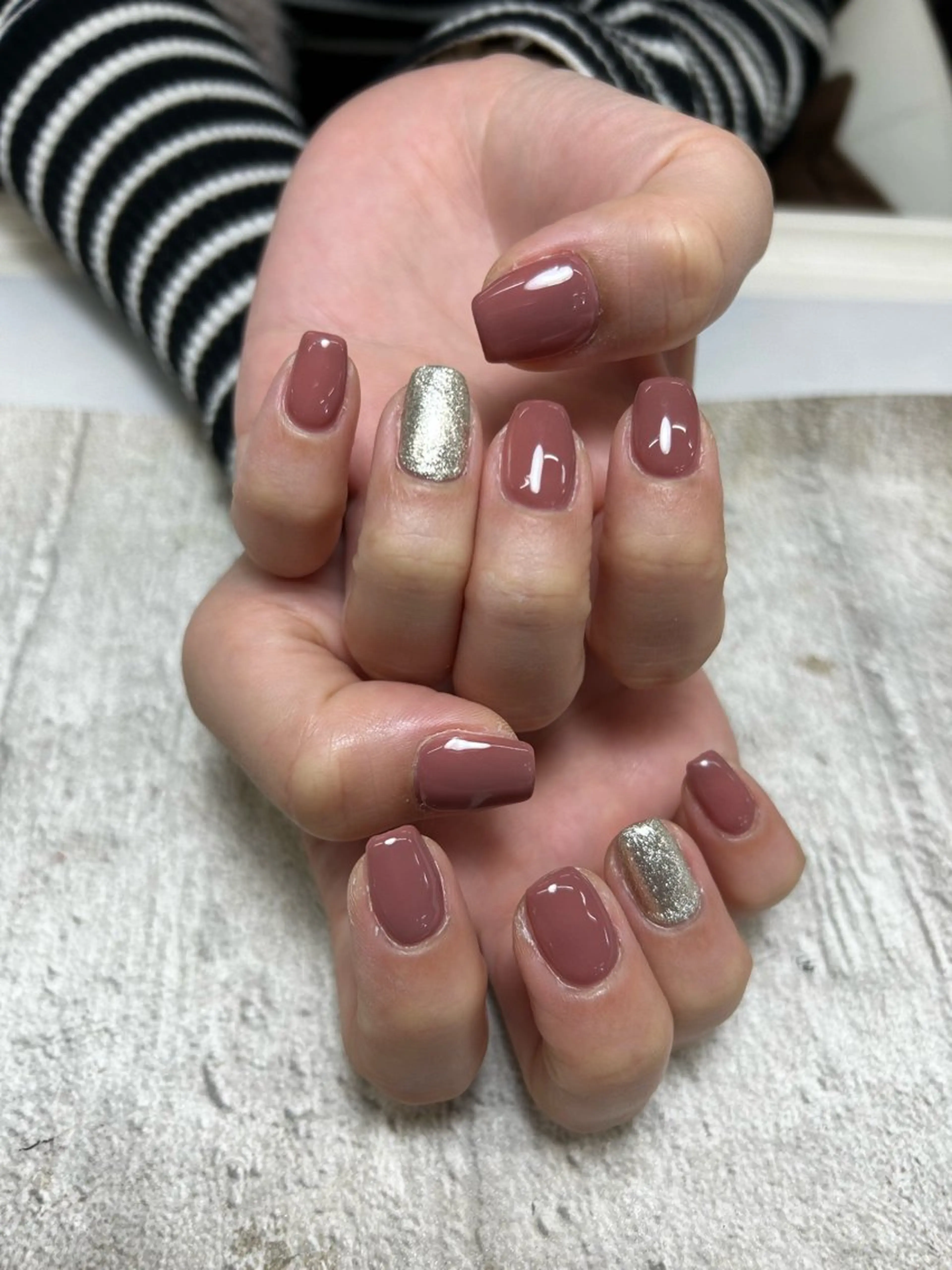 ネイル ピンク シルバー MAXKELLY MAIのネイルデザイン
