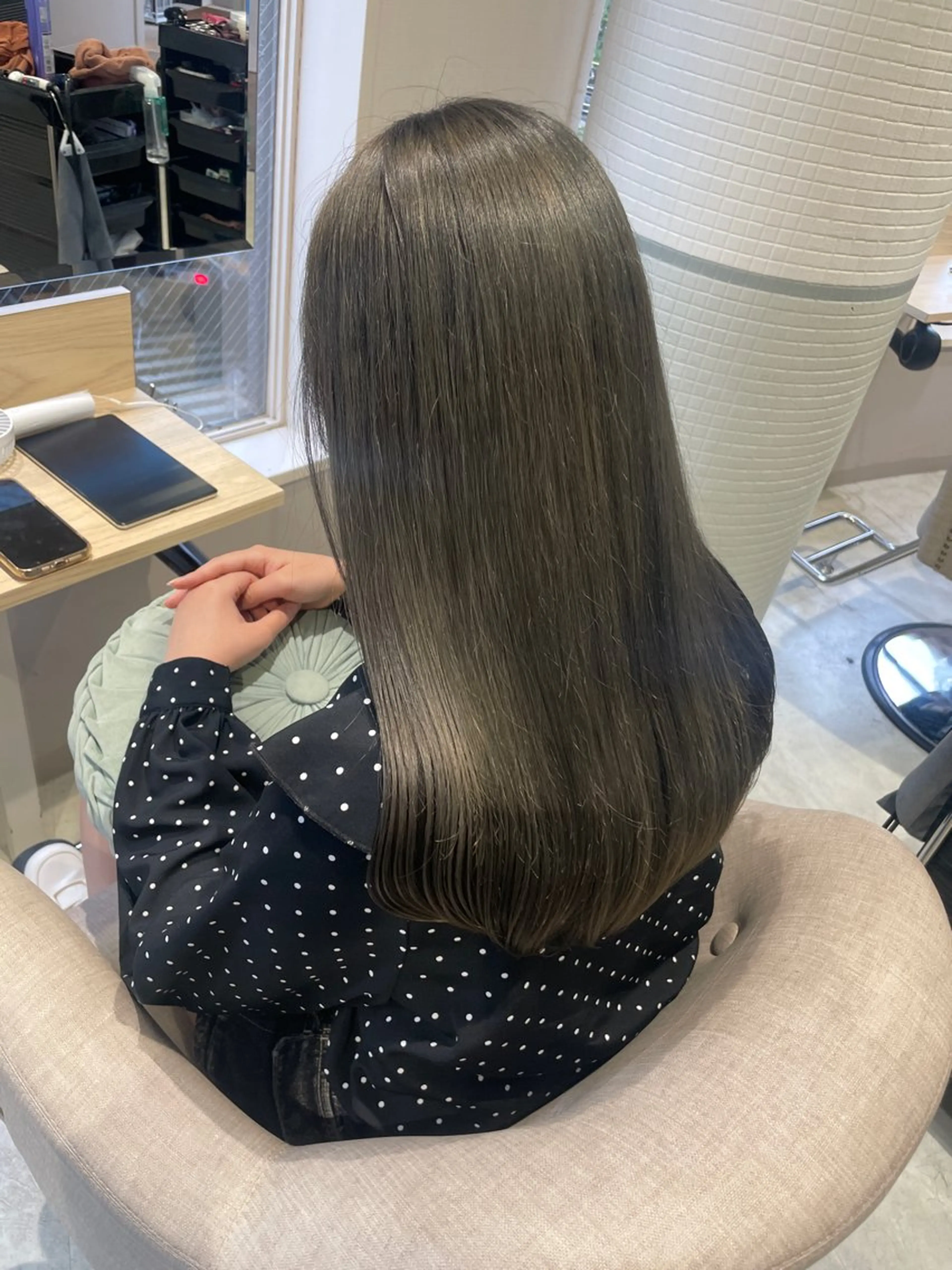 ダメージレス✨ケアブリーチWカラー+小顔カット✂️の写真