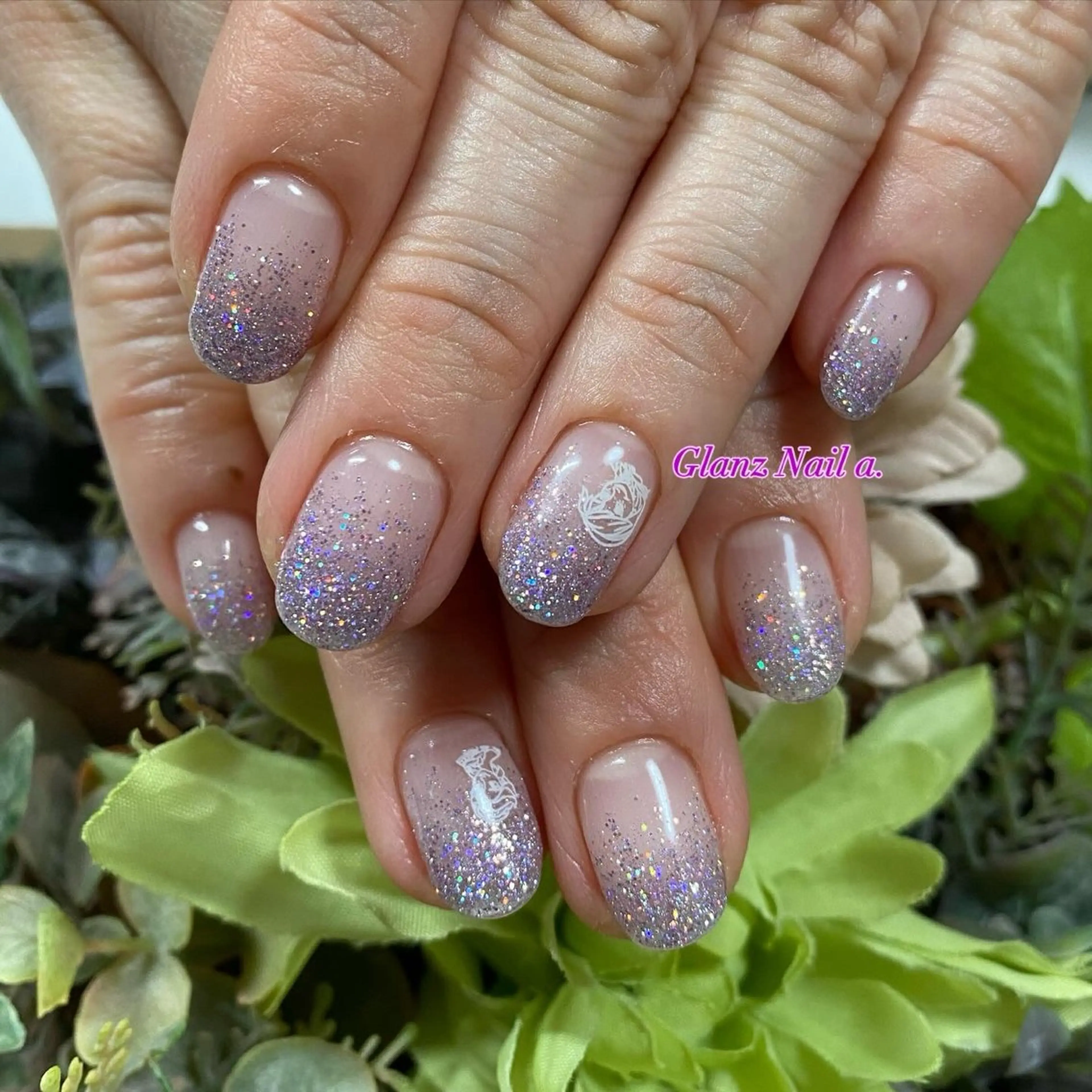 ネイル グラデーション キラキラネイル Glanz  Nail aのネイルデザイン