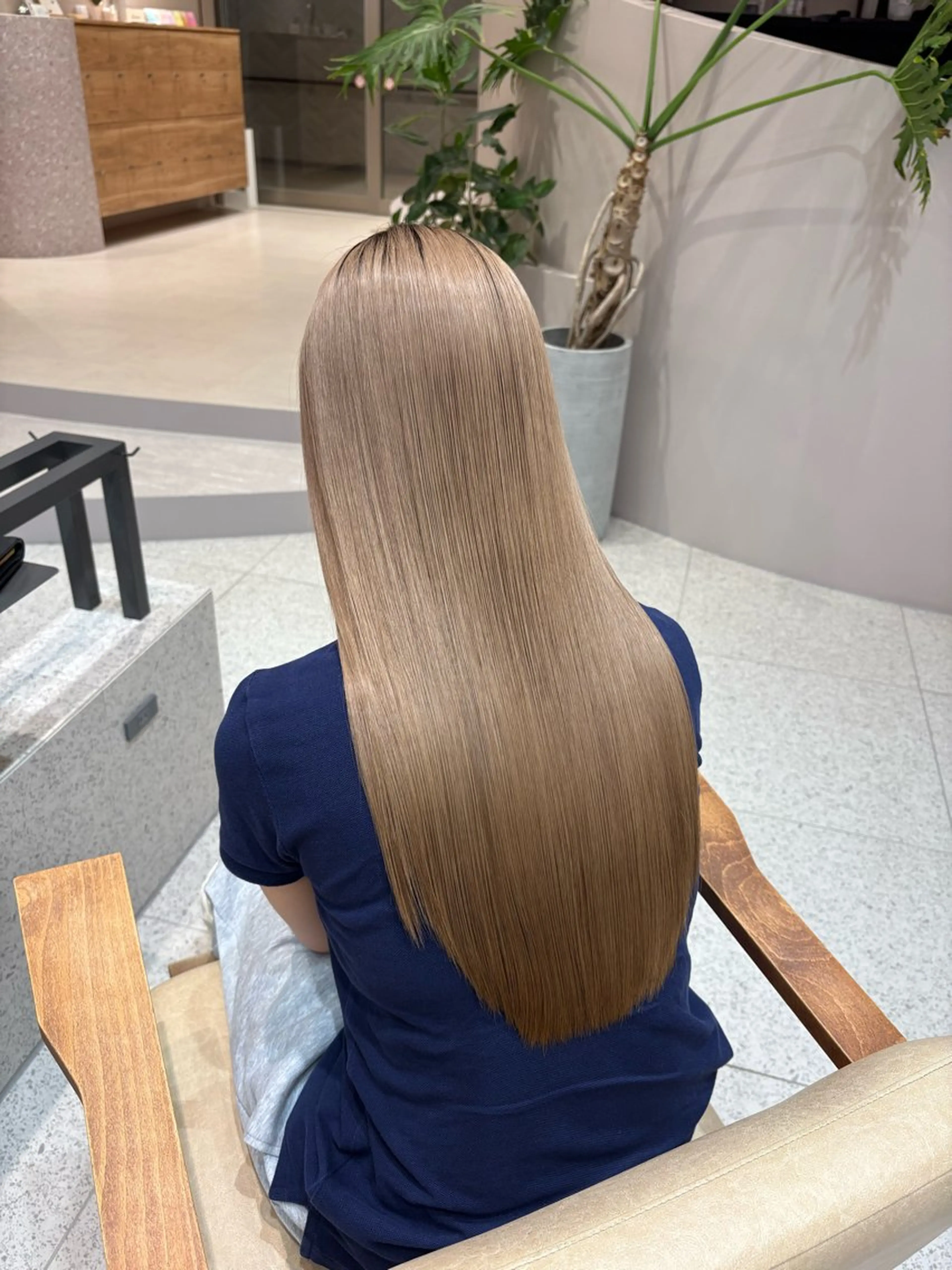 ロング トリートメント 渡邉 由香のヘアスタイル