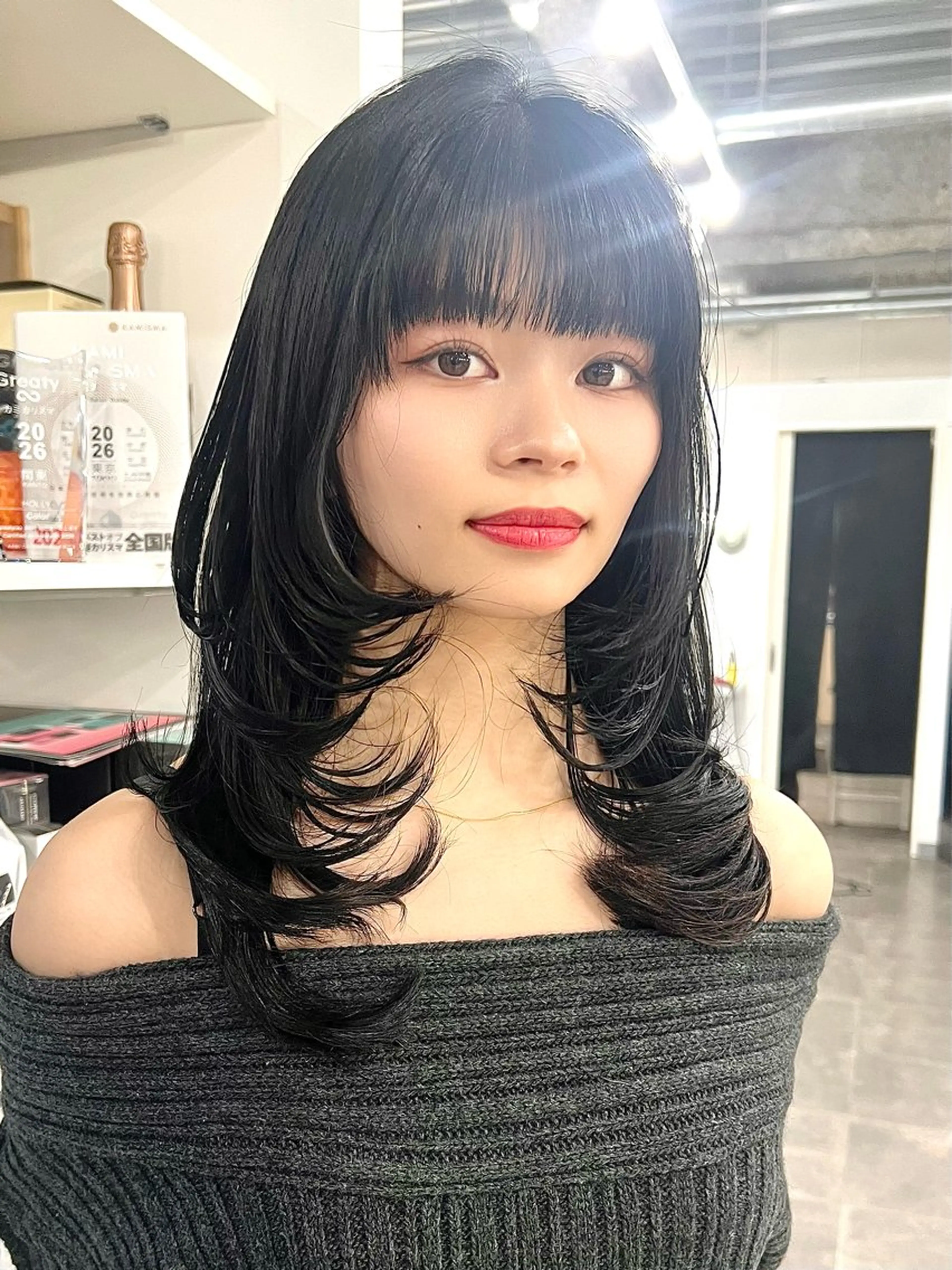 ロング レイヤーカット 篠崎 佑季のヘアスタイル