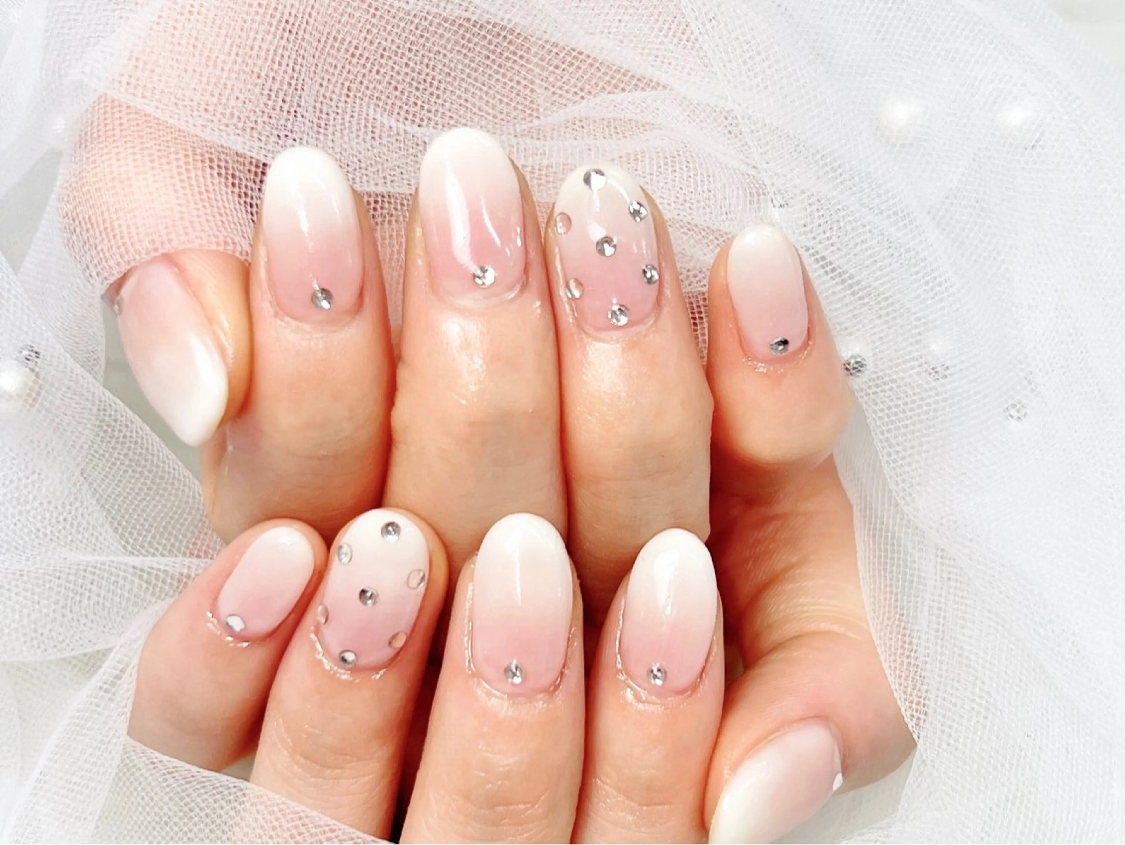 ネイル グラデーション Zz nail salonのネイルデザイン