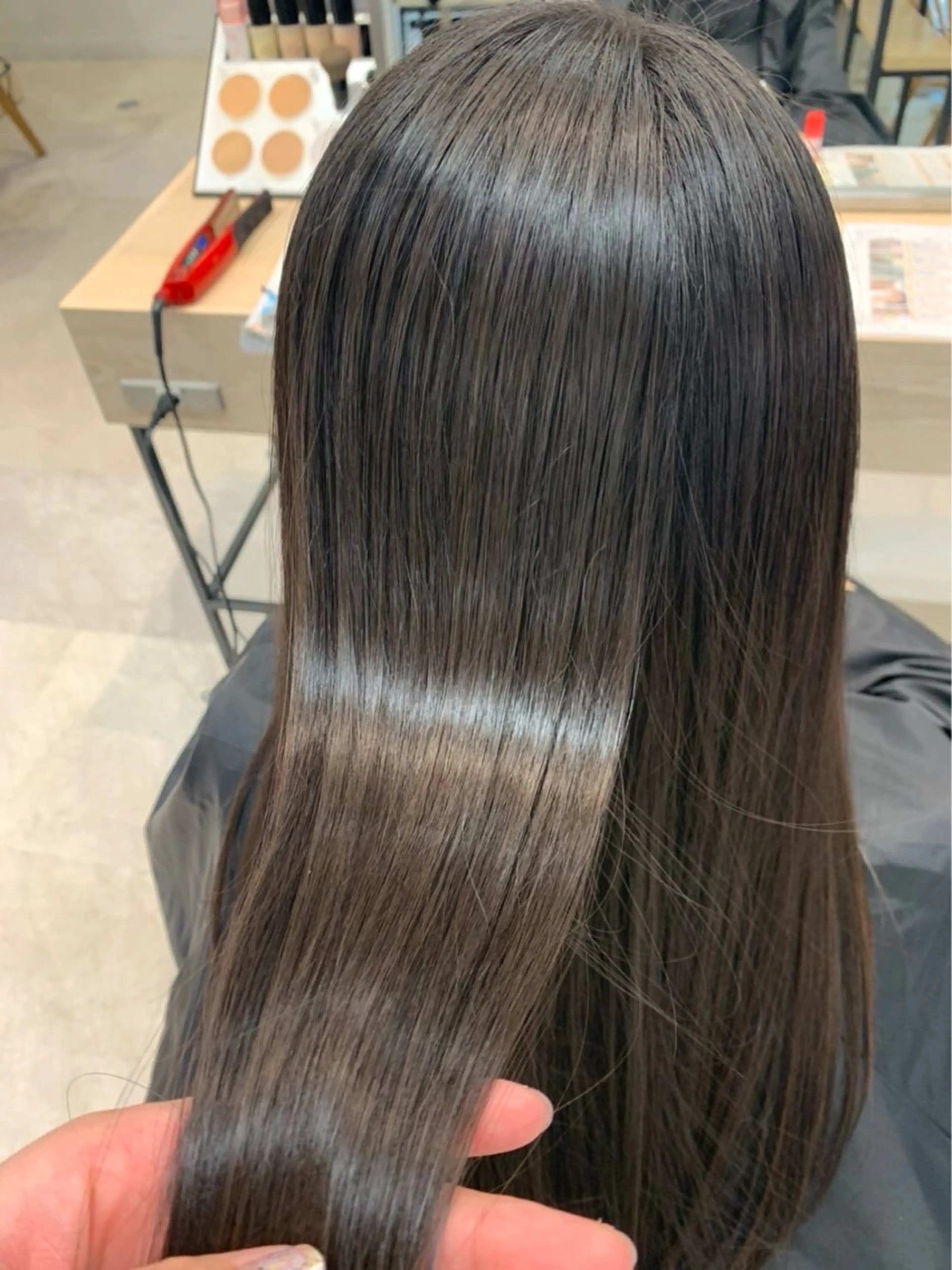 カット＋髪質改善トリートメント✨ツヤと手触りのレベルが変わります✨の写真