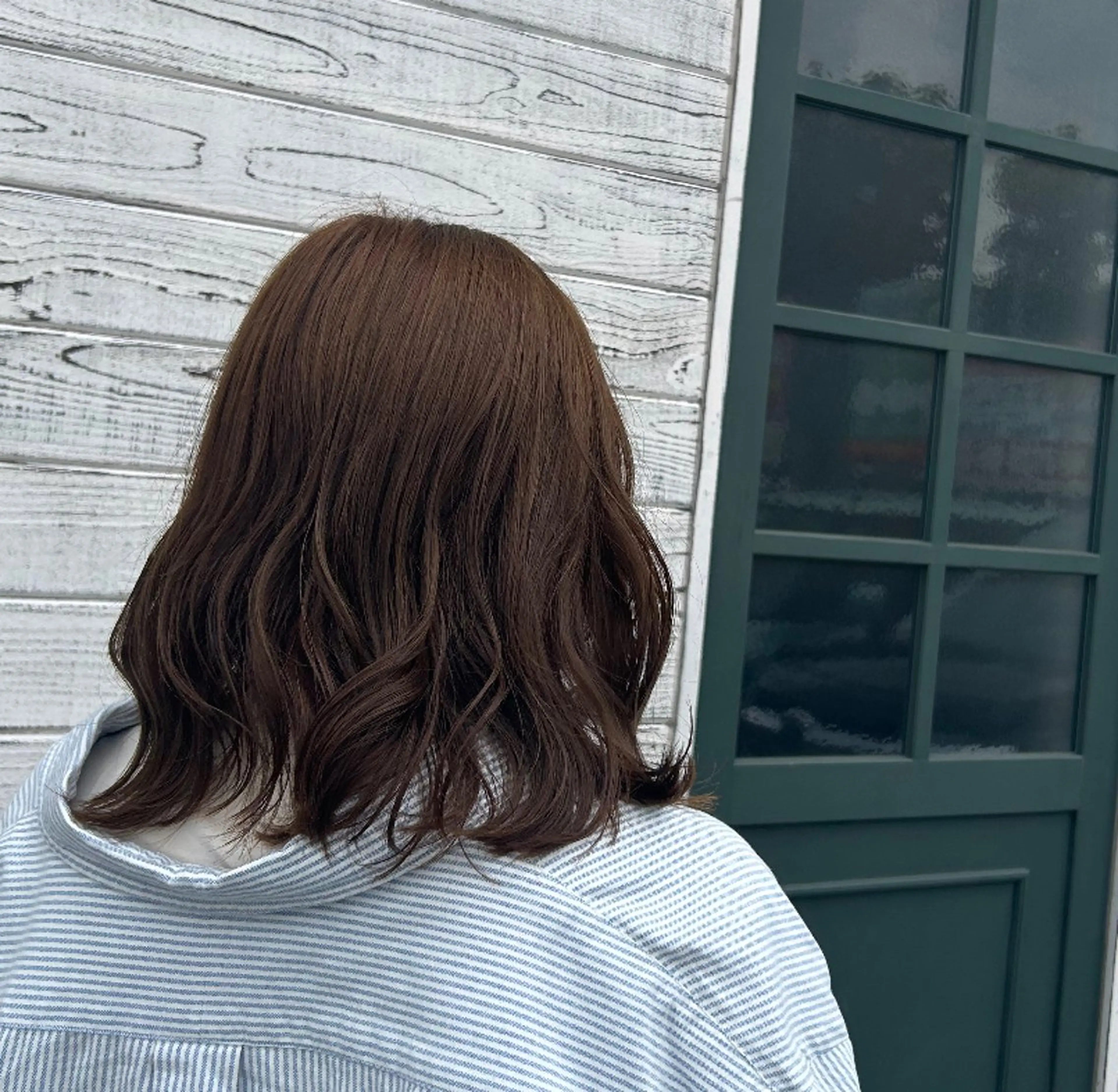 カラー SENA Rimのヘアスタイル
