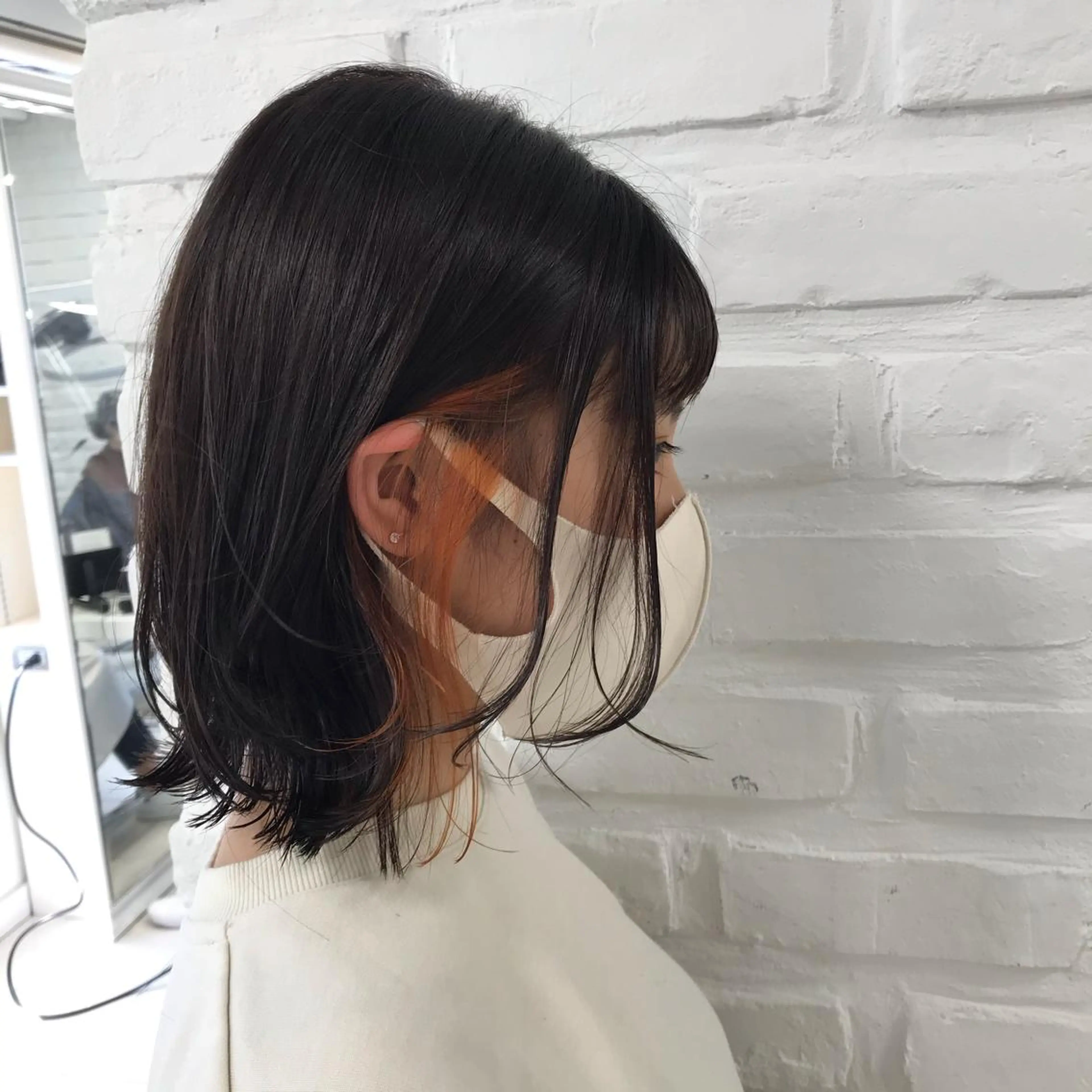 ミディアム カラー イヤリングカラー オレンジ ヘアカラー トリートメント 【暖色カラー特化】 中山由梨のヘアスタイル