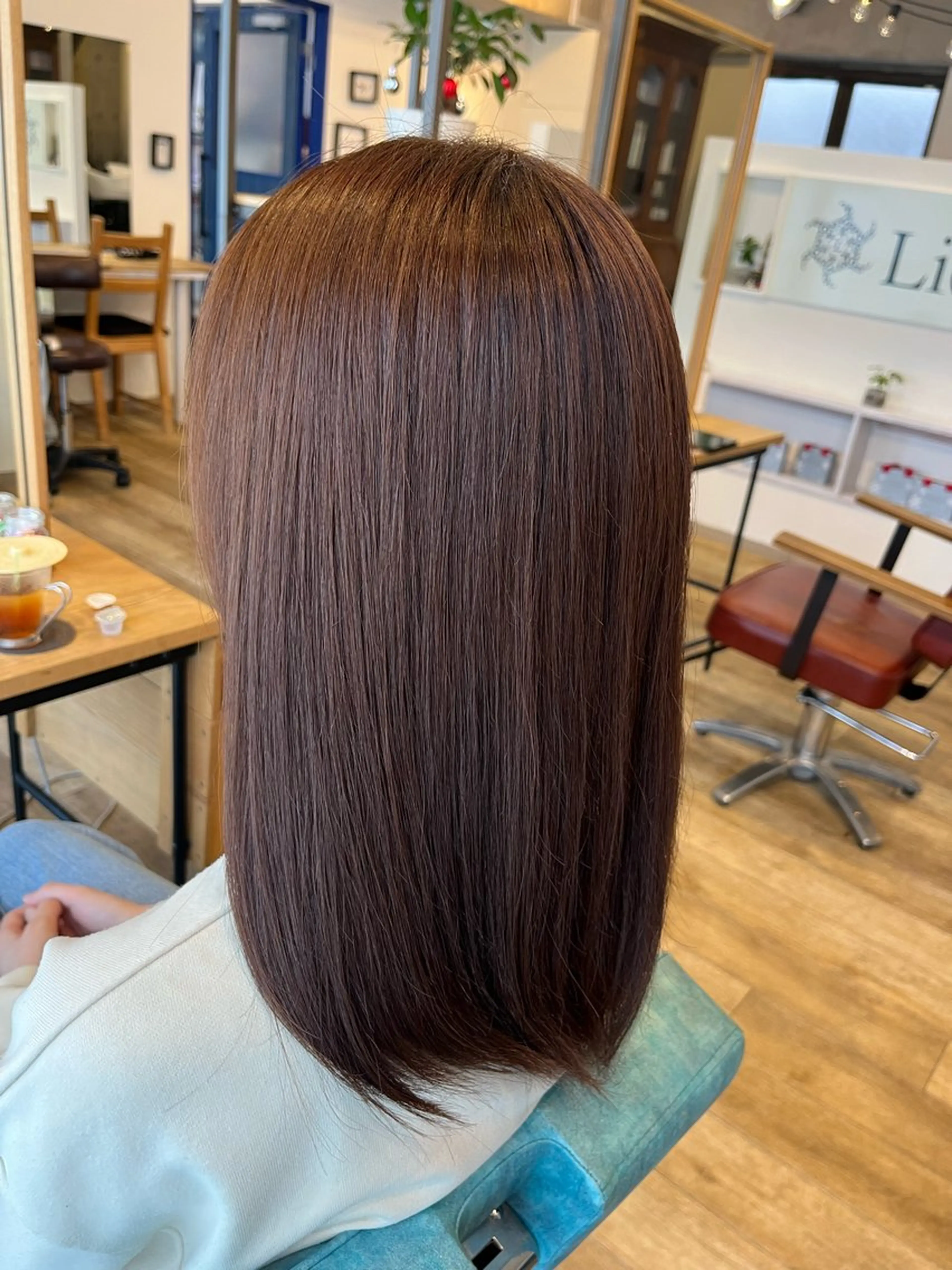 ミディアム カラー ブラウンカラー ショコラブラウン 【lyann表参道】 大内優衣のヘアスタイル