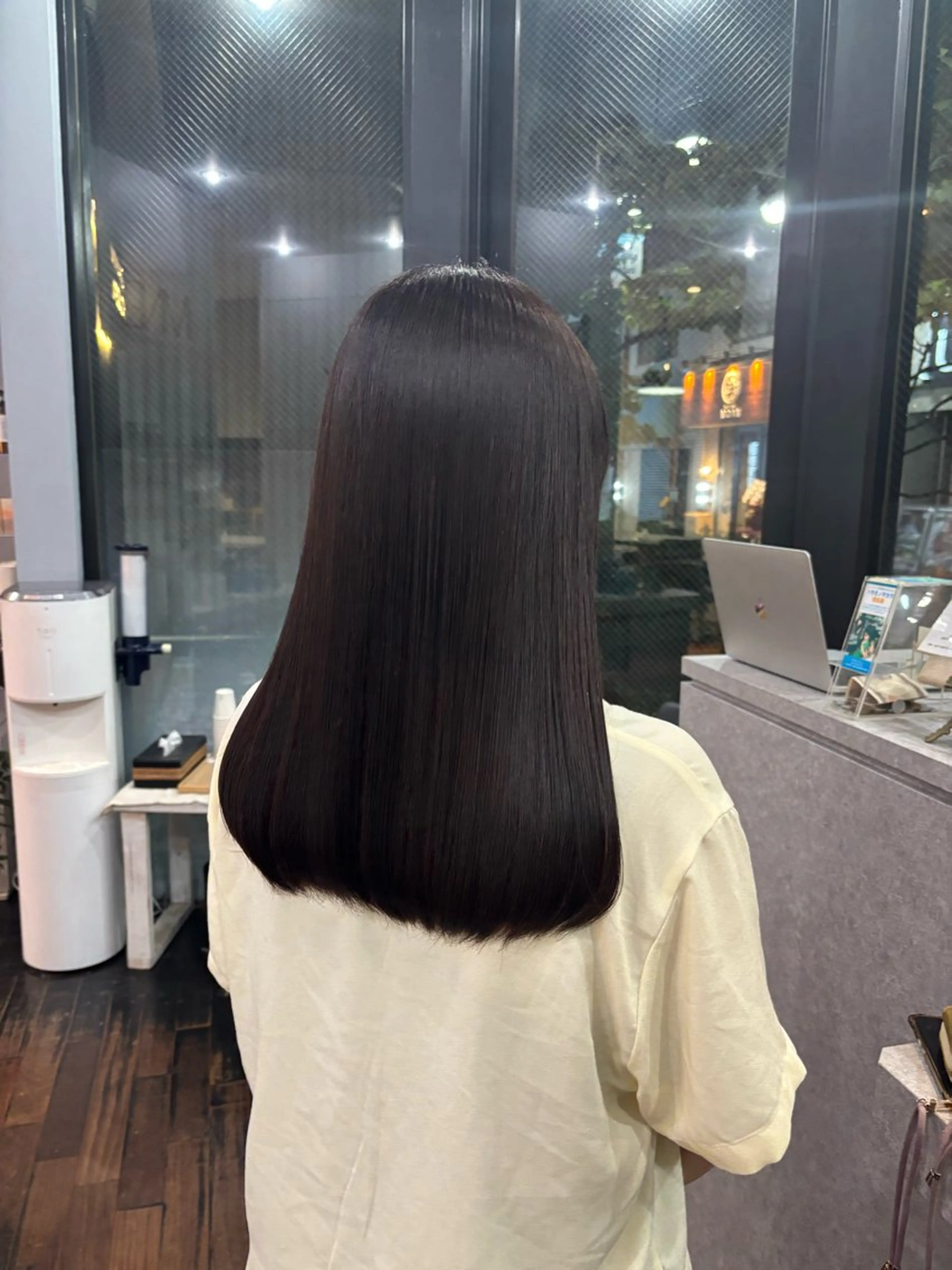 ミディアム 縮毛矯正 トリートメント MINNANO所属・⚪️マナエ⚪️ ／学芸大学のヘアスタイル